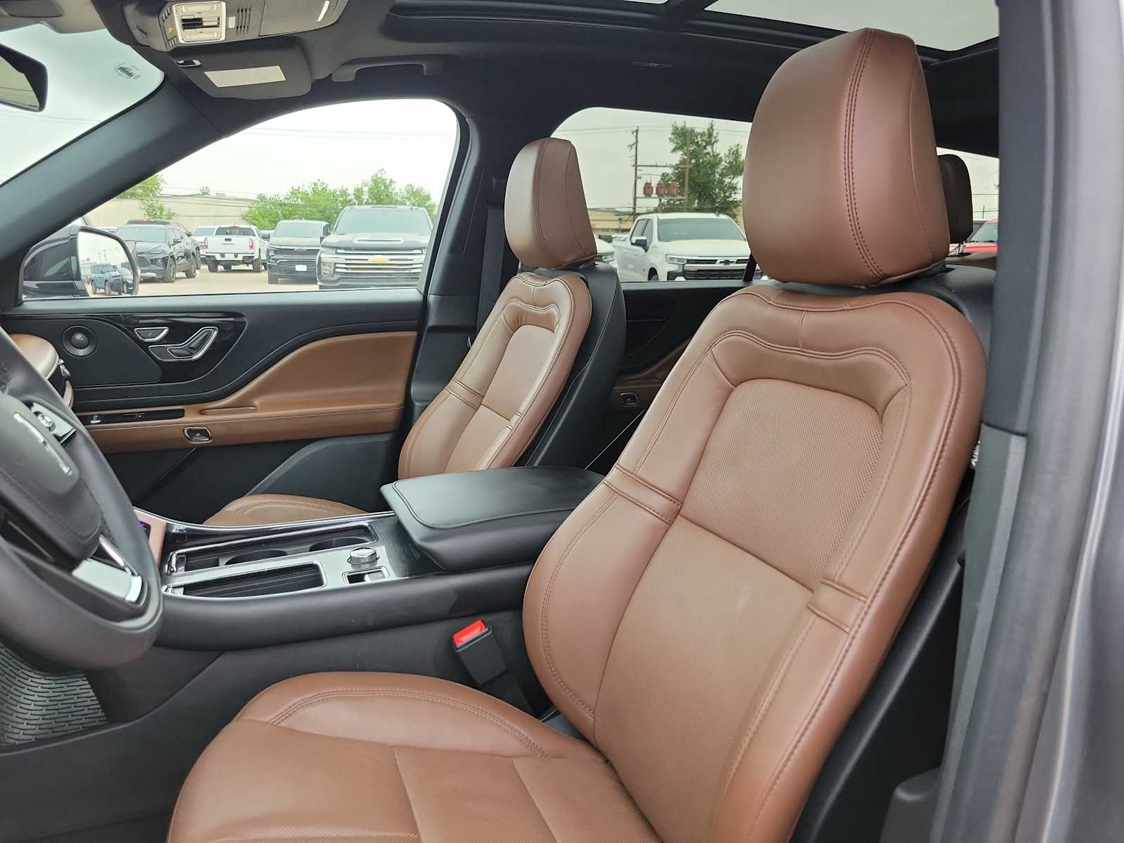 Thumbnail: 2024 Lincoln Aviator - 19