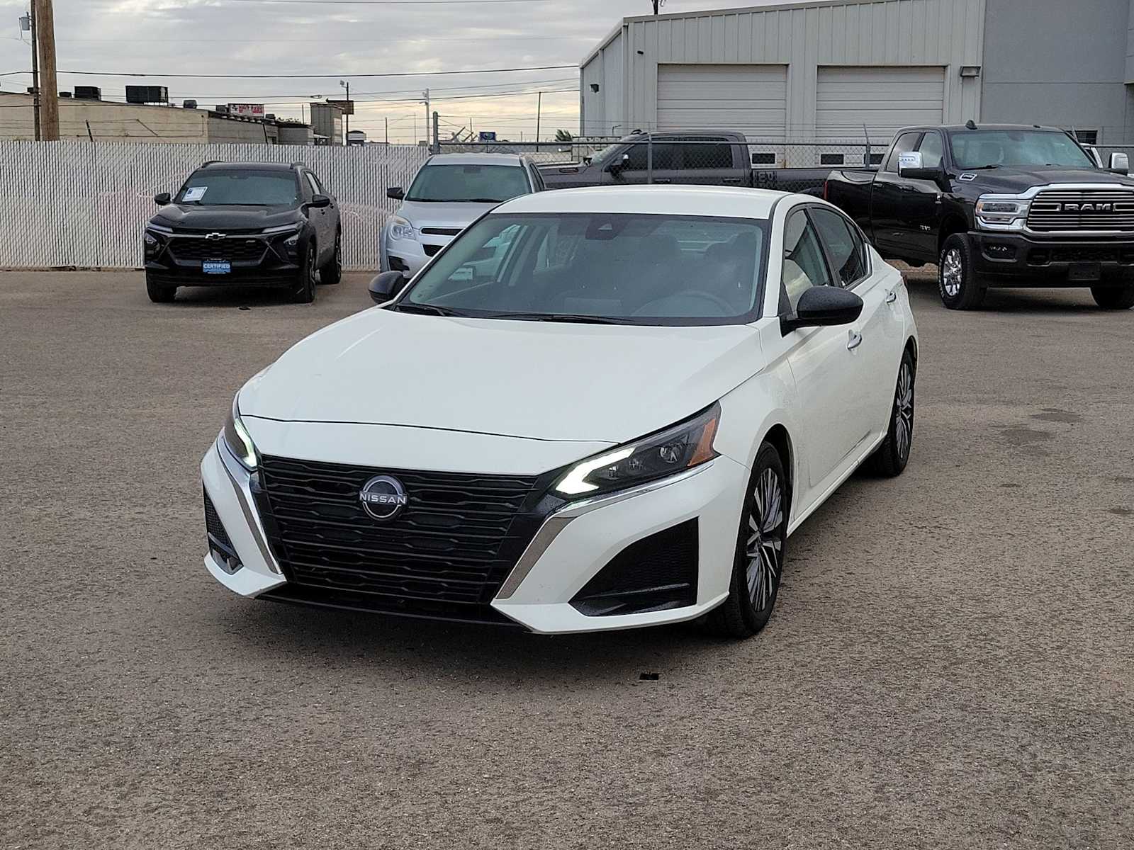 Thumbnail: 2025 Nissan Altima - 4