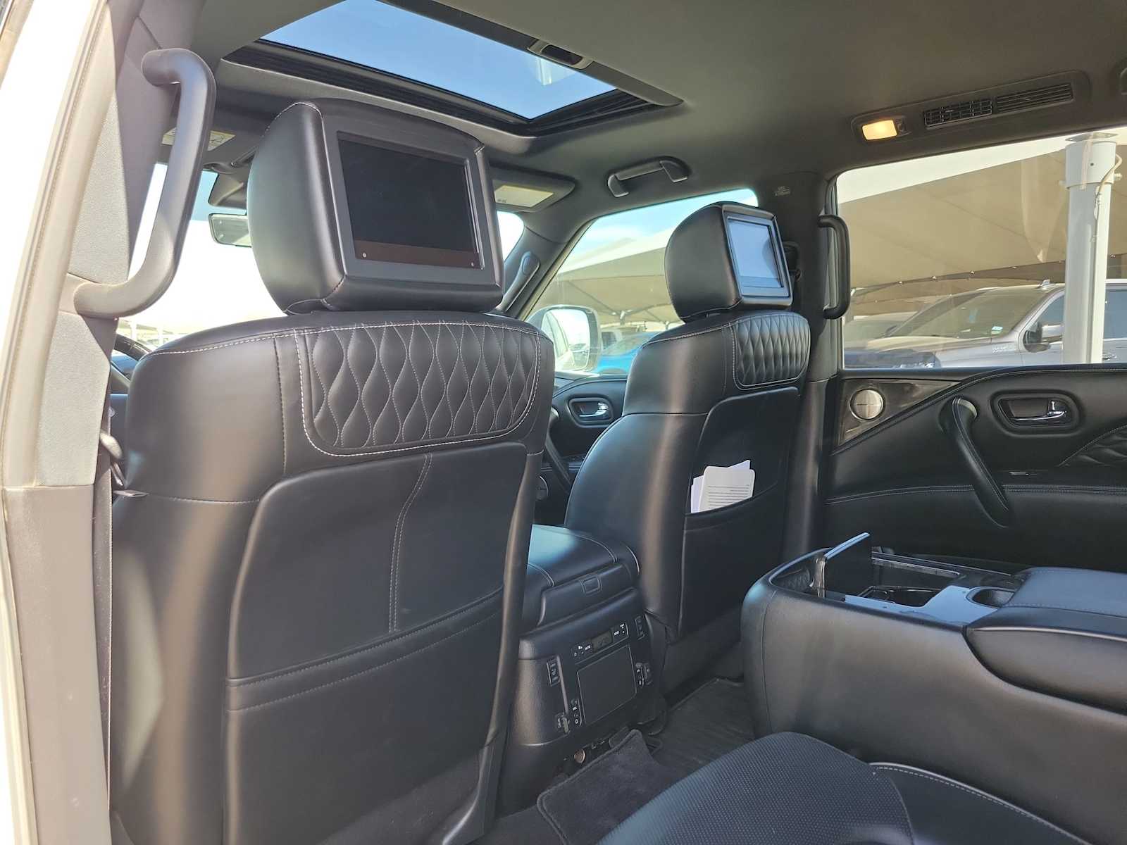 Thumbnail: 2021 INFINITI QX80 - 20