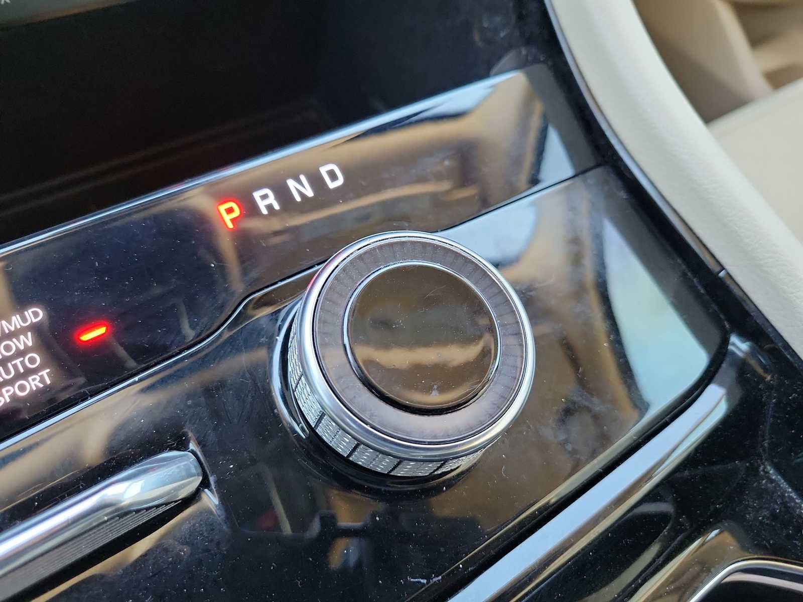 Thumbnail: 2022 Jeep Grand Cherokee - 25