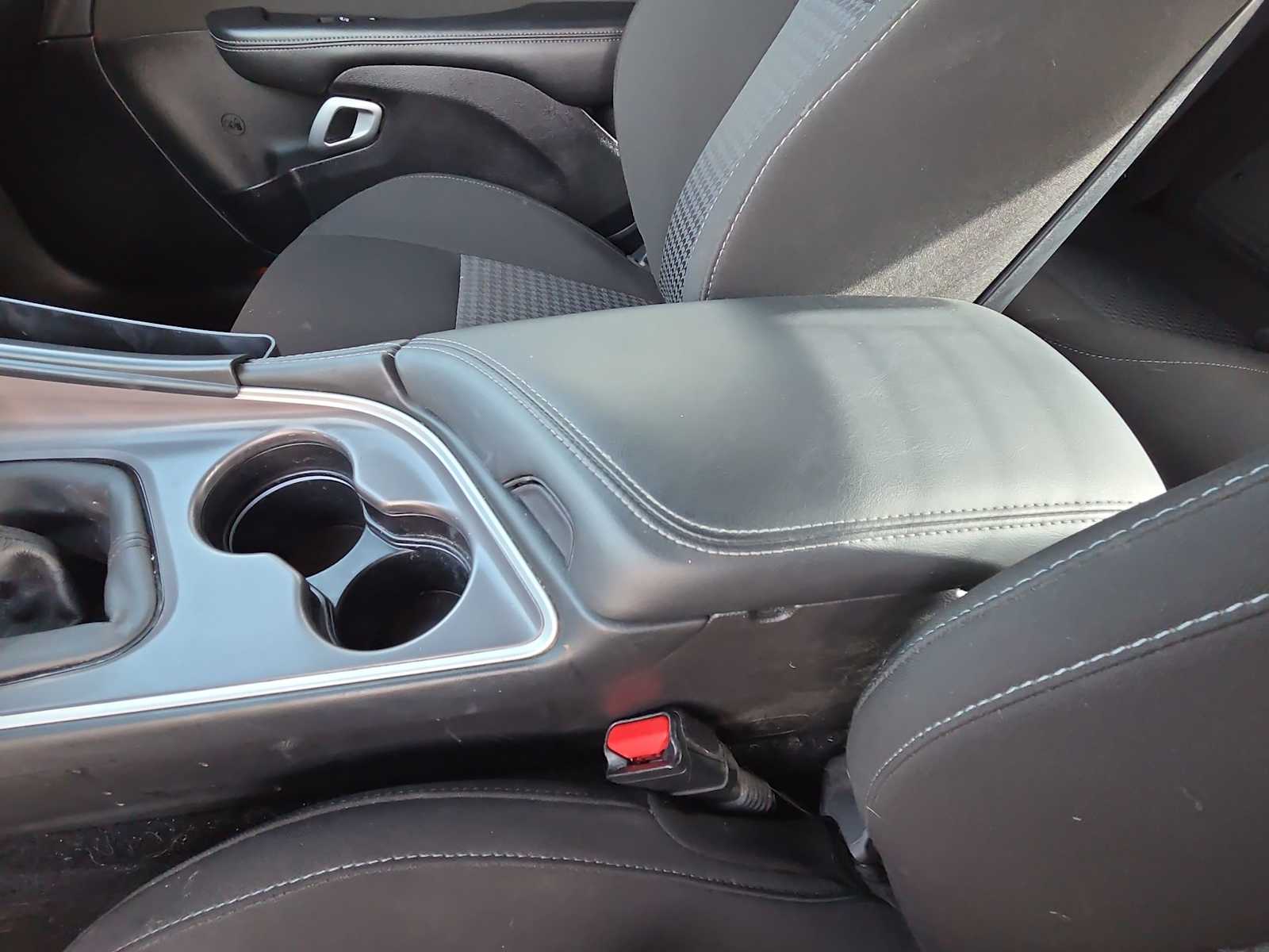 Thumbnail: 2022 Dodge Challenger - 20