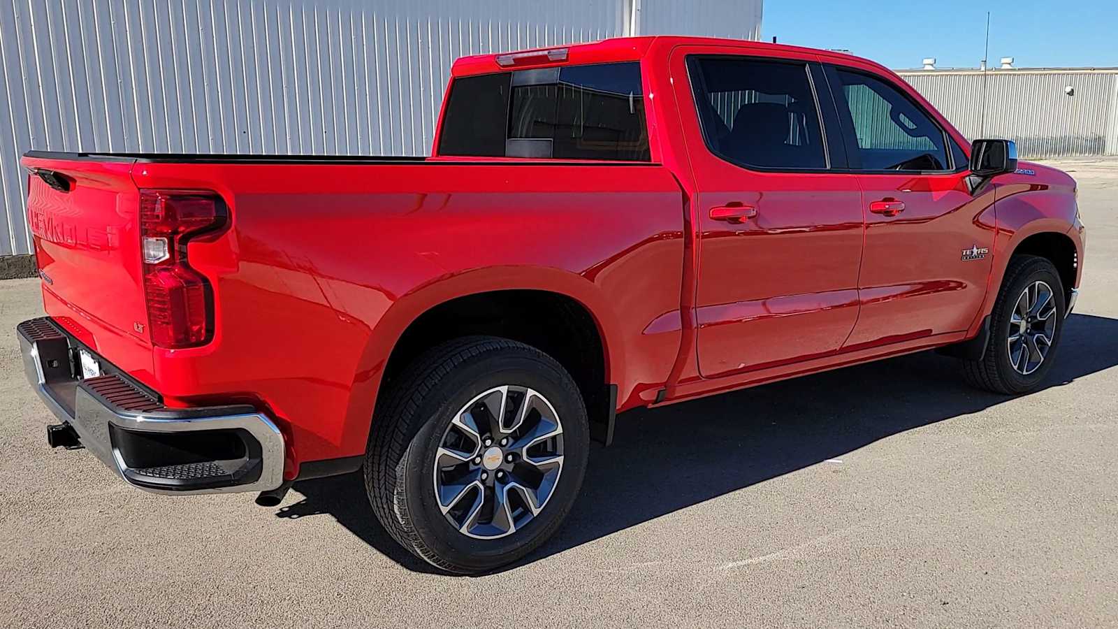 Thumbnail: 2026 Chevrolet Silverado 1500 - 8