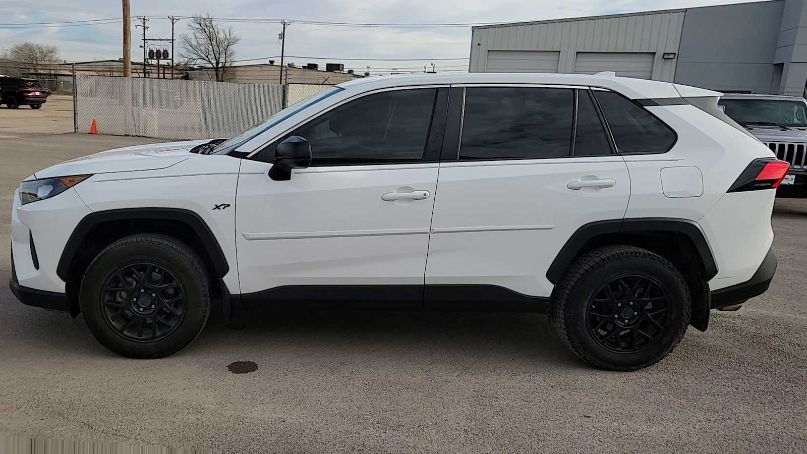 Thumbnail: 2022 Toyota RAV4 - 5