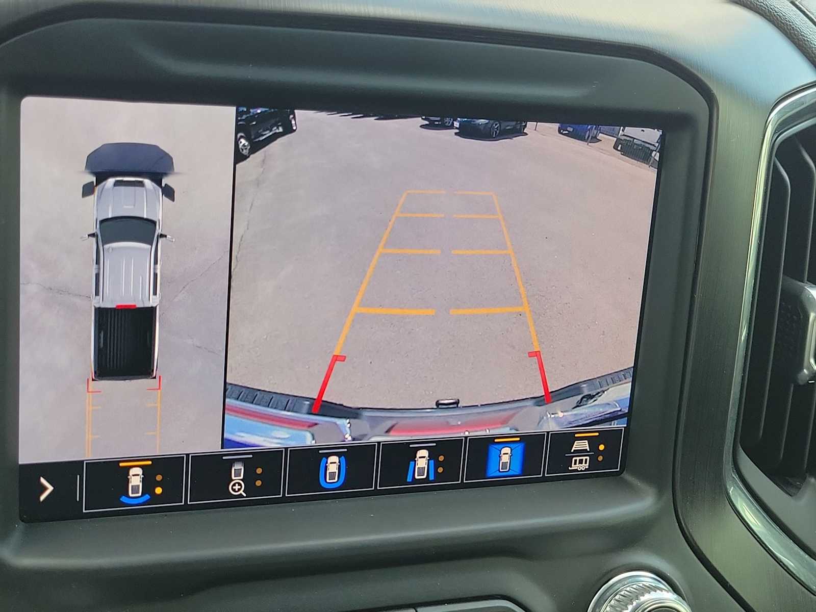 Thumbnail: 2021 GMC Sierra 2500 - 24
