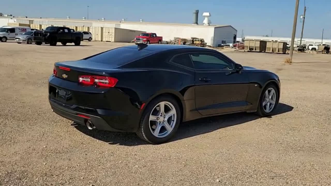 Thumbnail: 2023 Chevrolet Camaro - 4