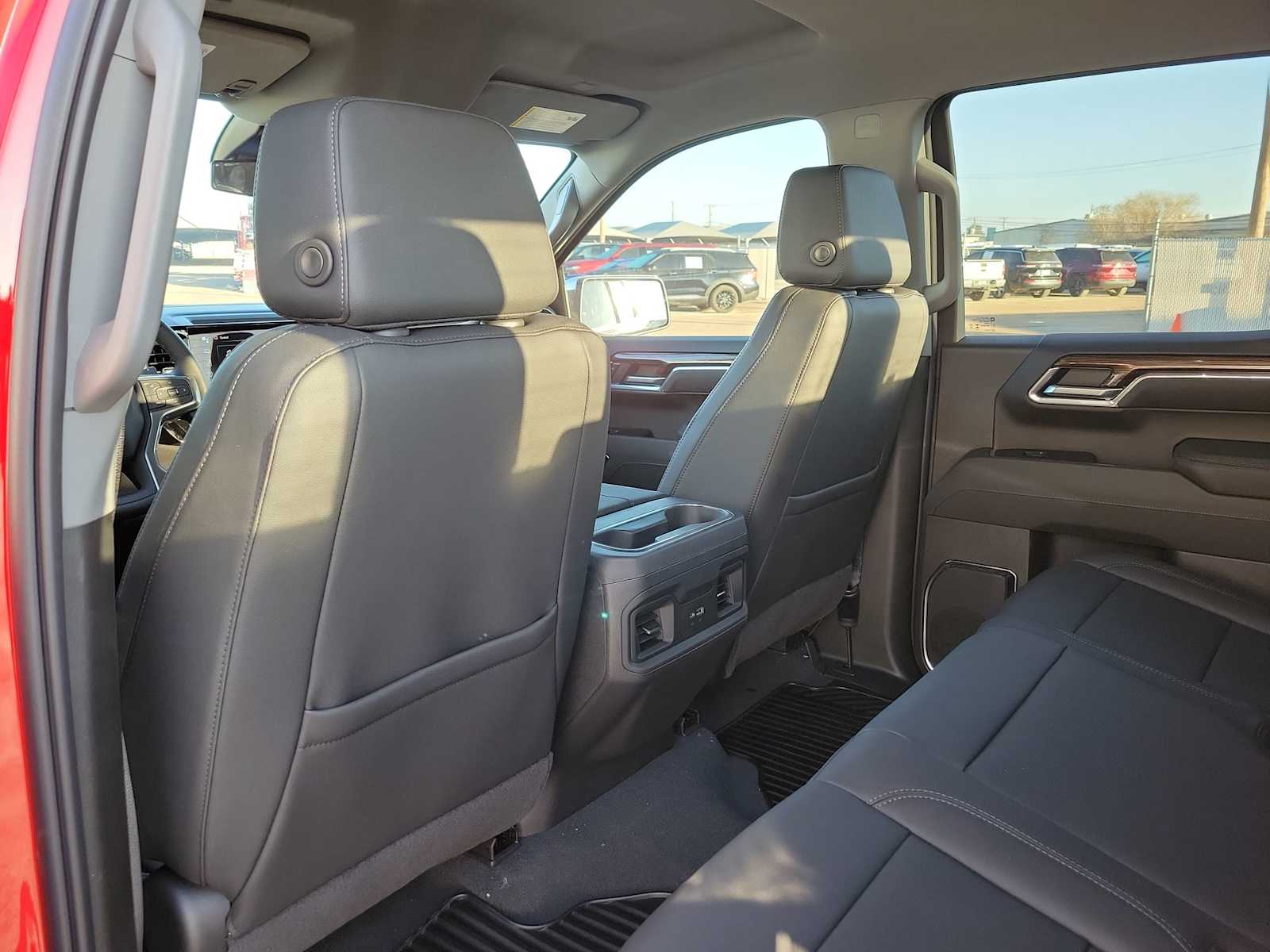 Thumbnail: 2026 Chevrolet Silverado 1500 - 20