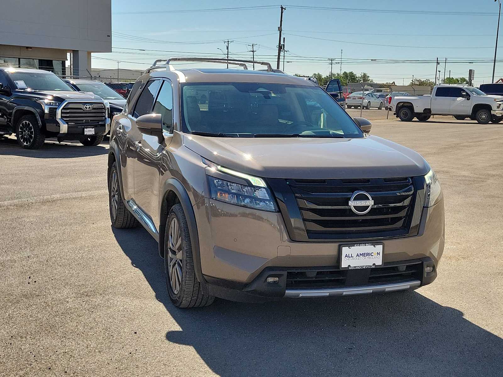 Thumbnail: 2025 Nissan Pathfinder - 2