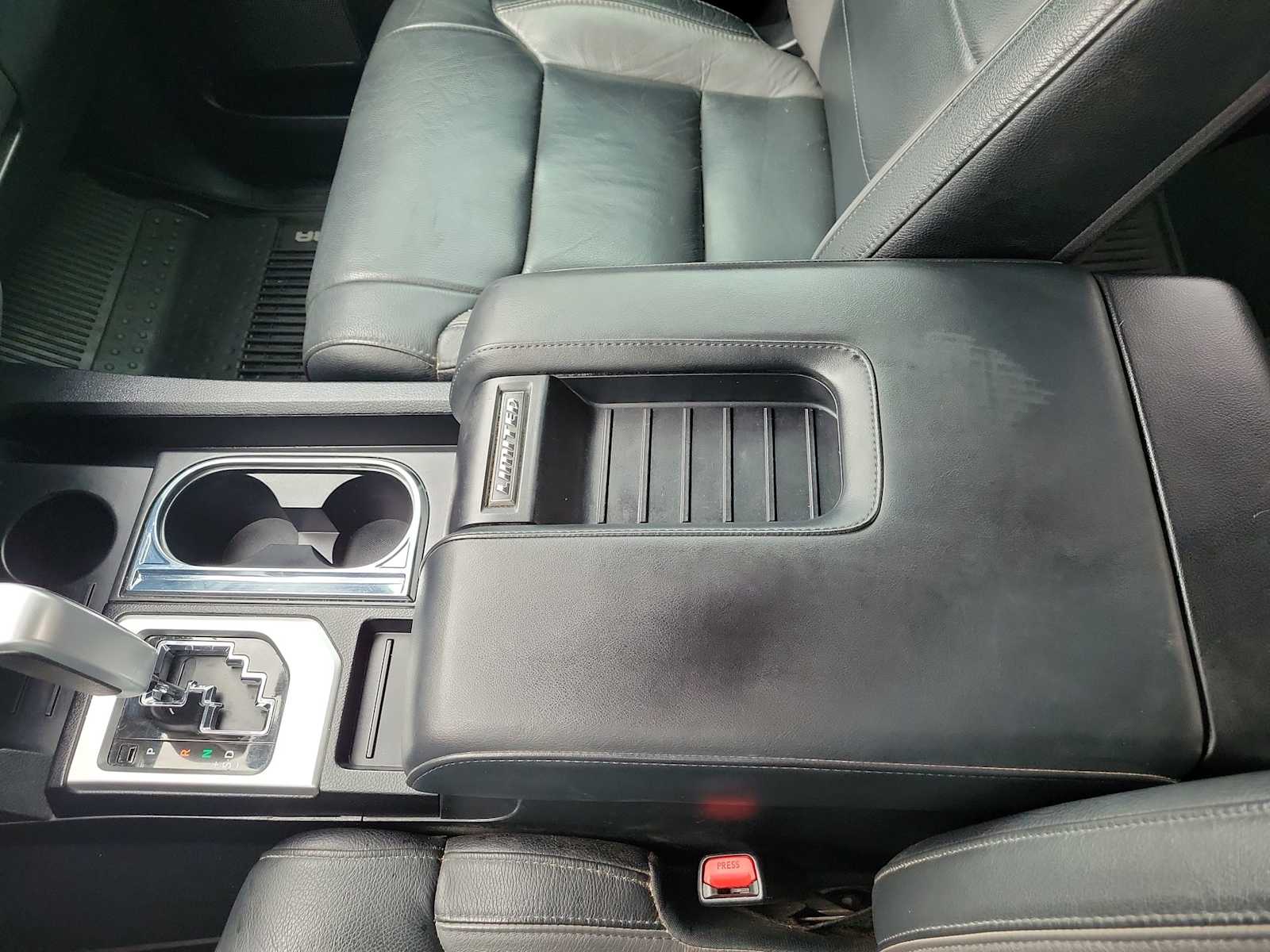 Thumbnail: 2020 Toyota Tundra - 24