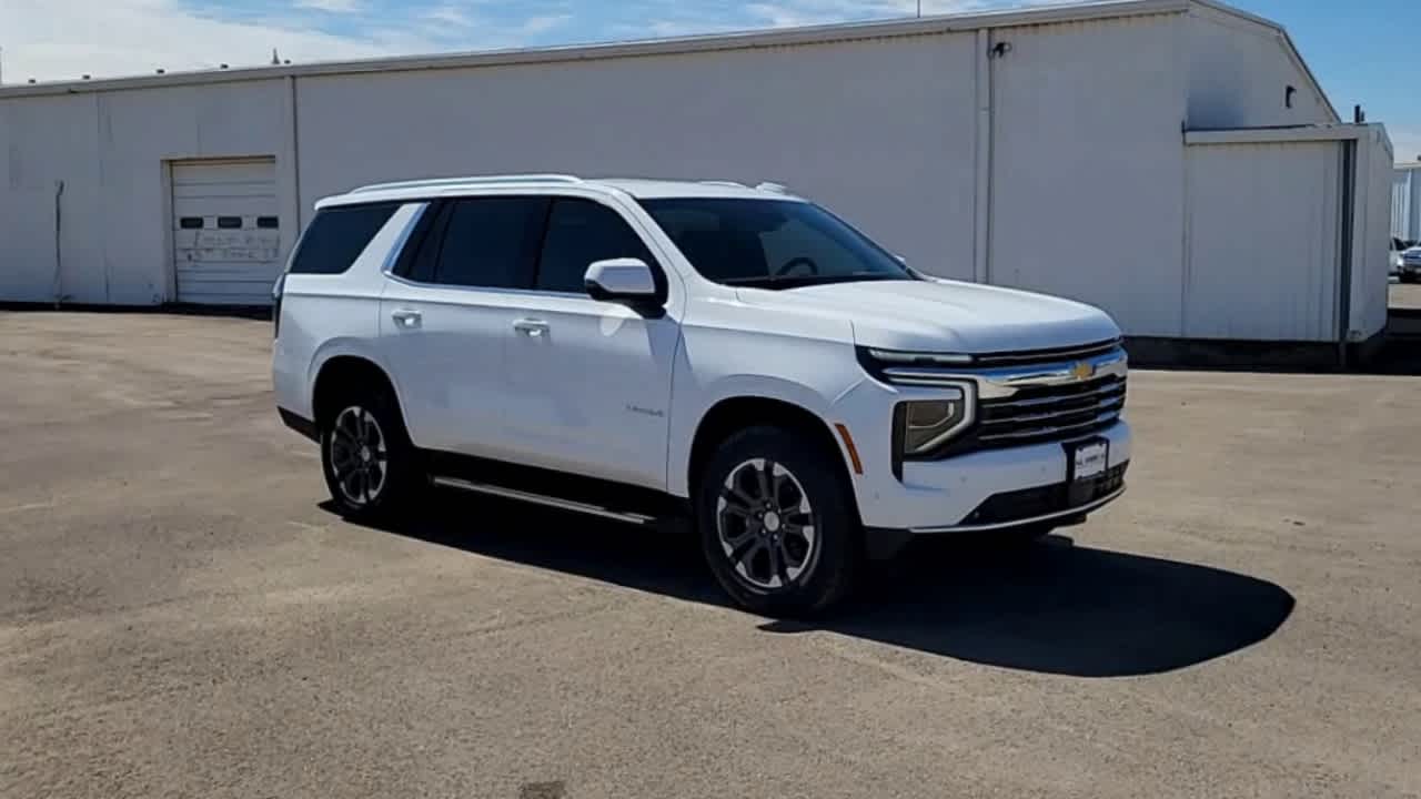 Thumbnail: 2026 Chevrolet Tahoe - 2
