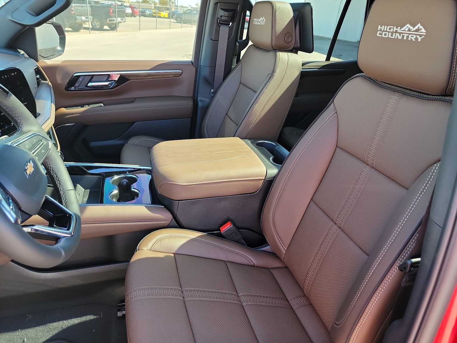 Thumbnail: 2026 Chevrolet Tahoe - 19