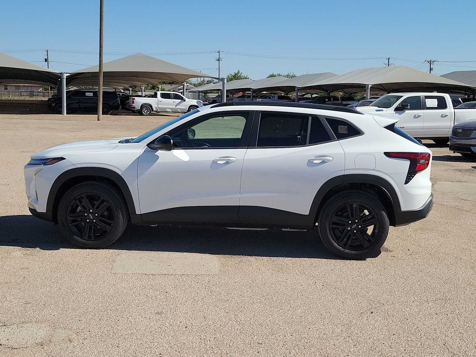 Thumbnail: 2026 Chevrolet Trax - 5