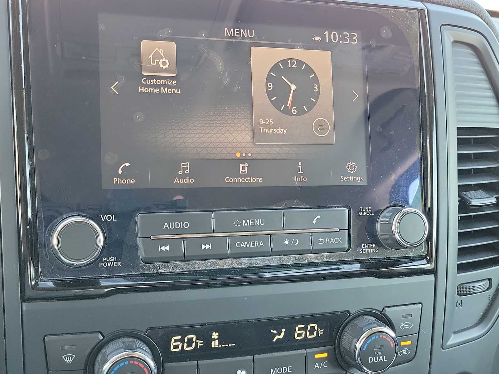 Thumbnail: 2024 Nissan Titan - 29