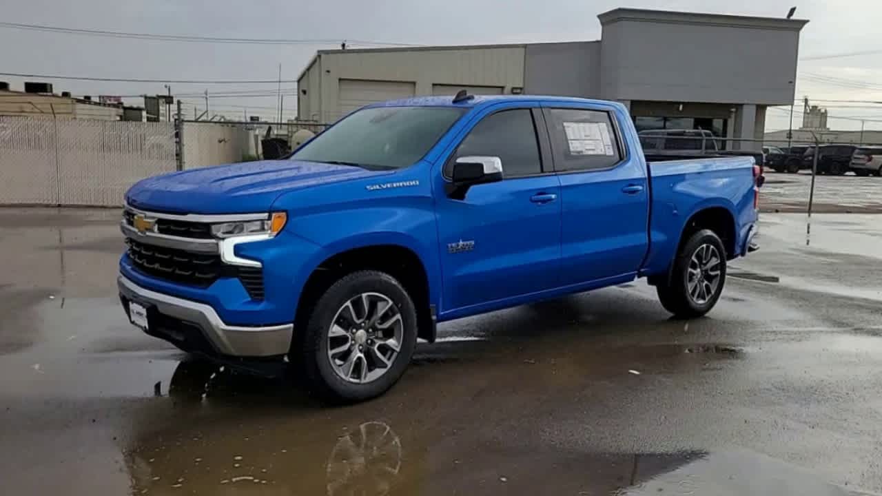 Thumbnail: 2026 Chevrolet Silverado 1500 - 4