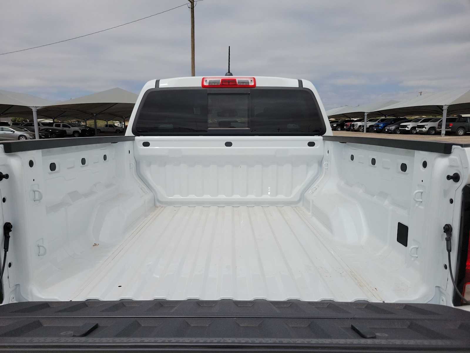 Thumbnail: 2024 Chevrolet Colorado - 27