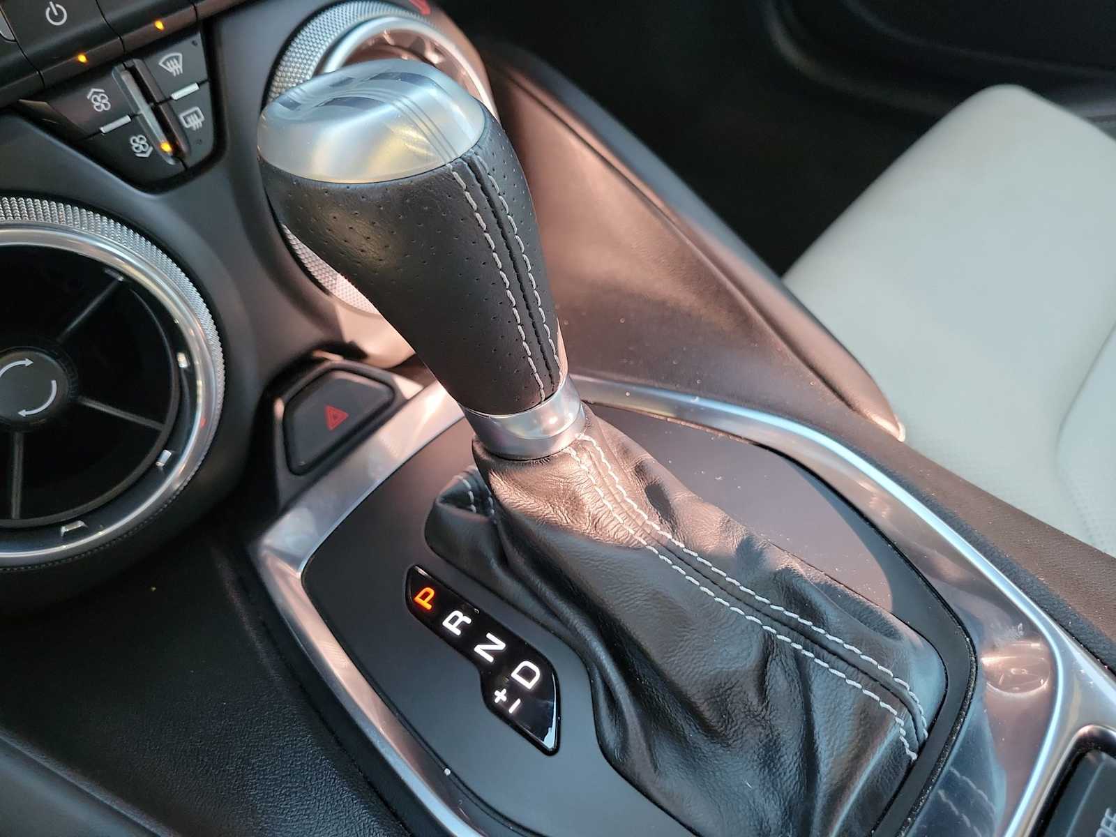 Thumbnail: 2024 Chevrolet Camaro - 25