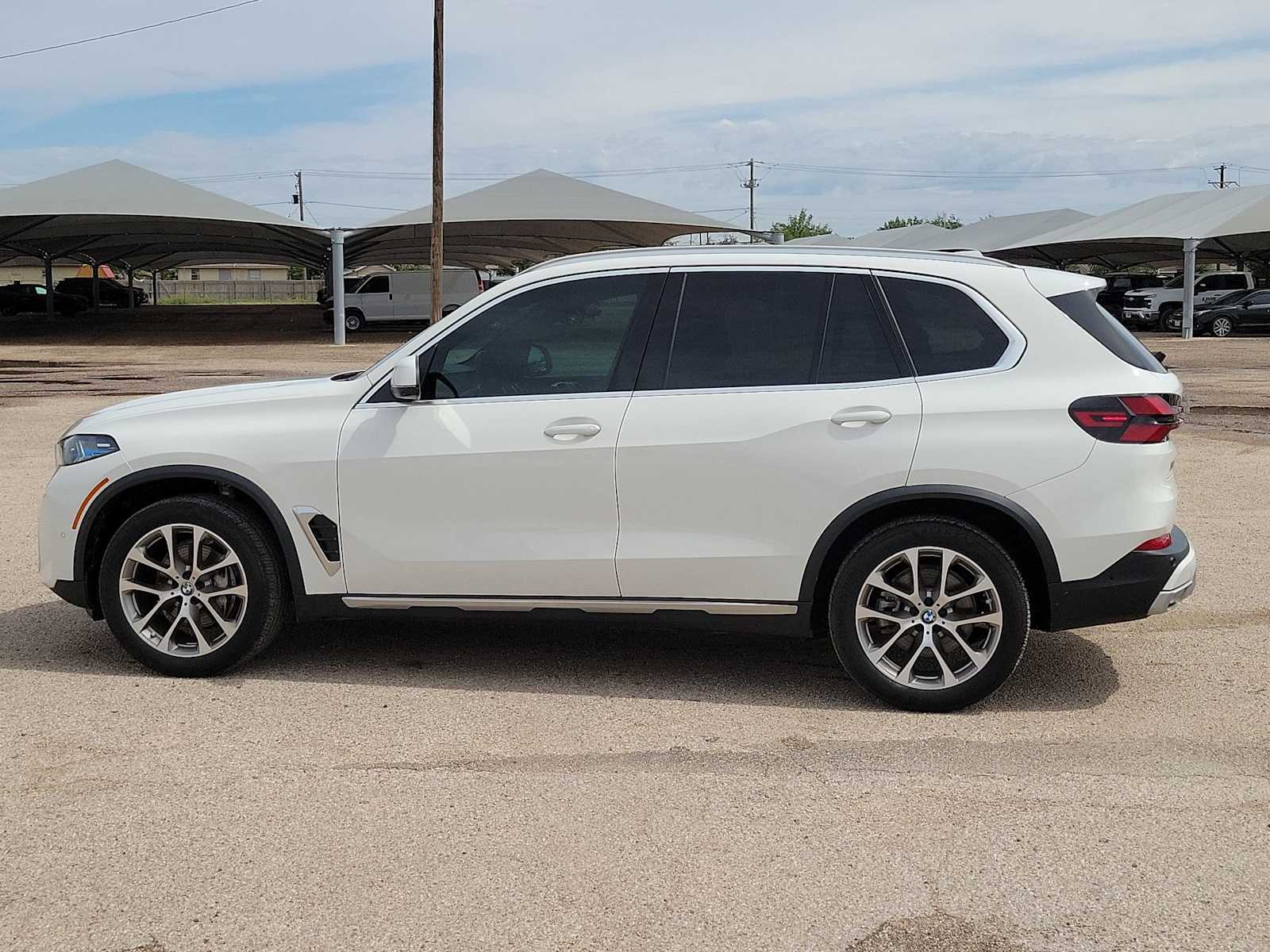Thumbnail: 2025 BMW X5 - 5