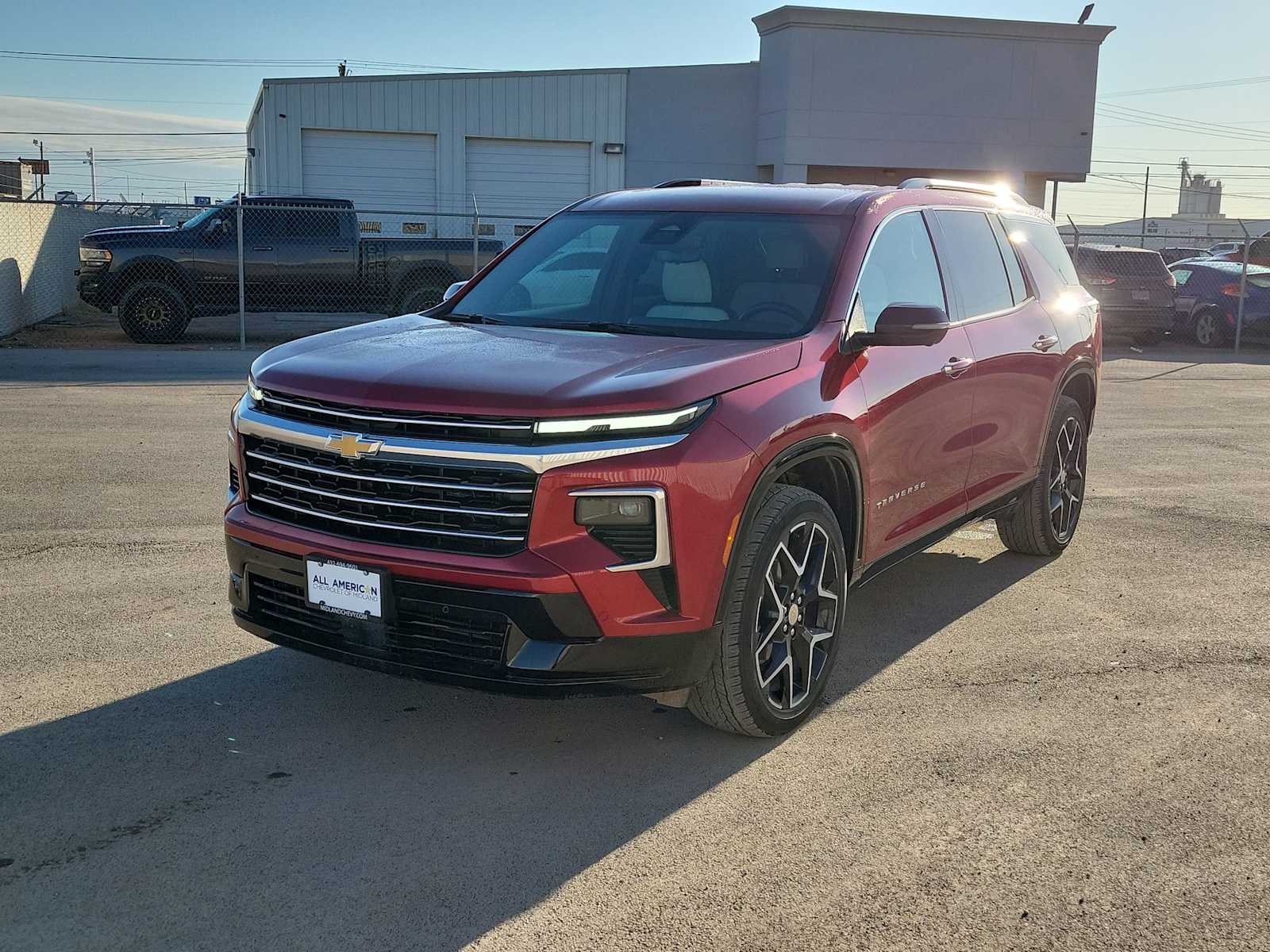 Thumbnail: 2025 Chevrolet Traverse - 2