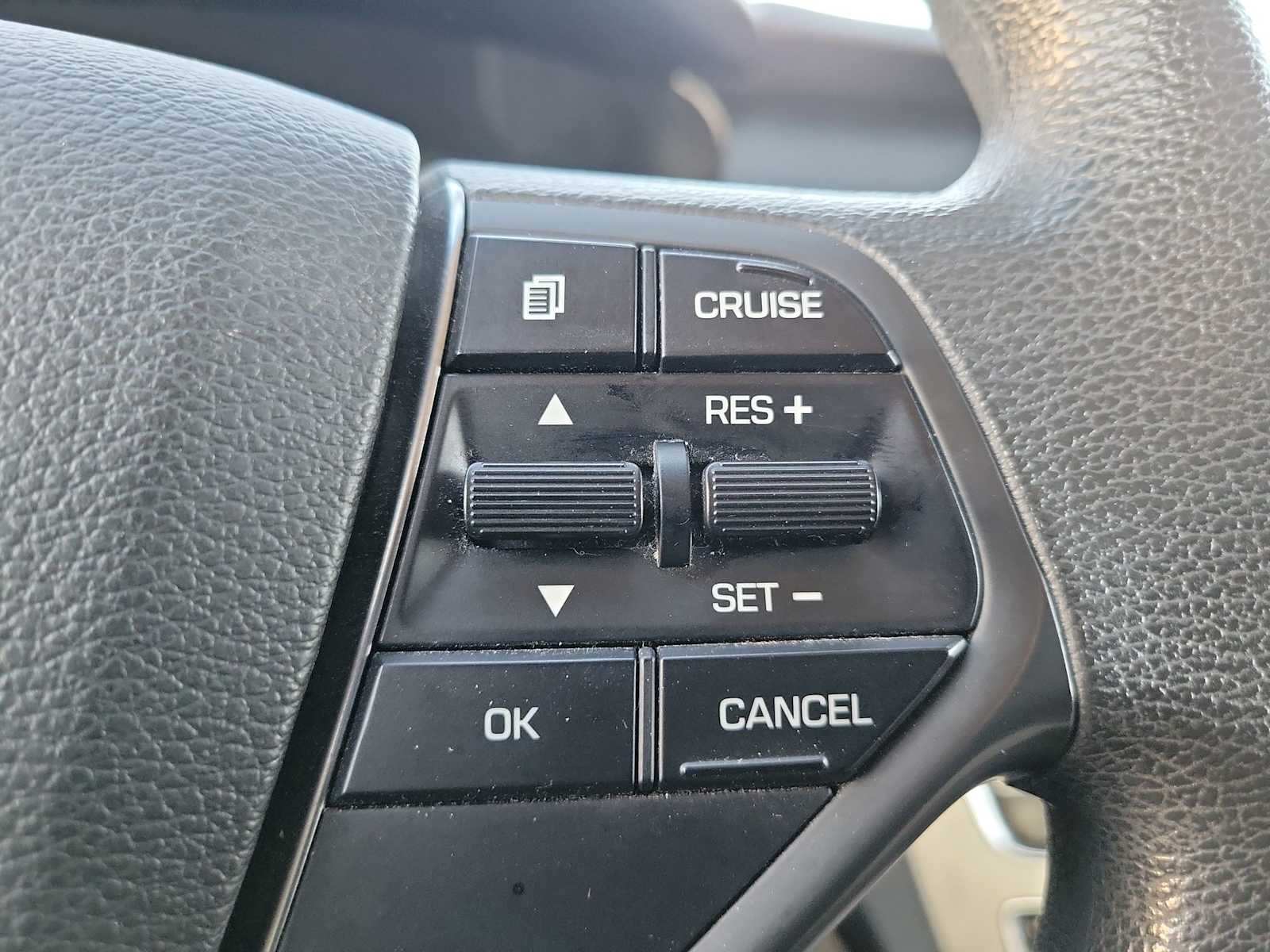 Thumbnail: 2017 Hyundai Sonata - 23