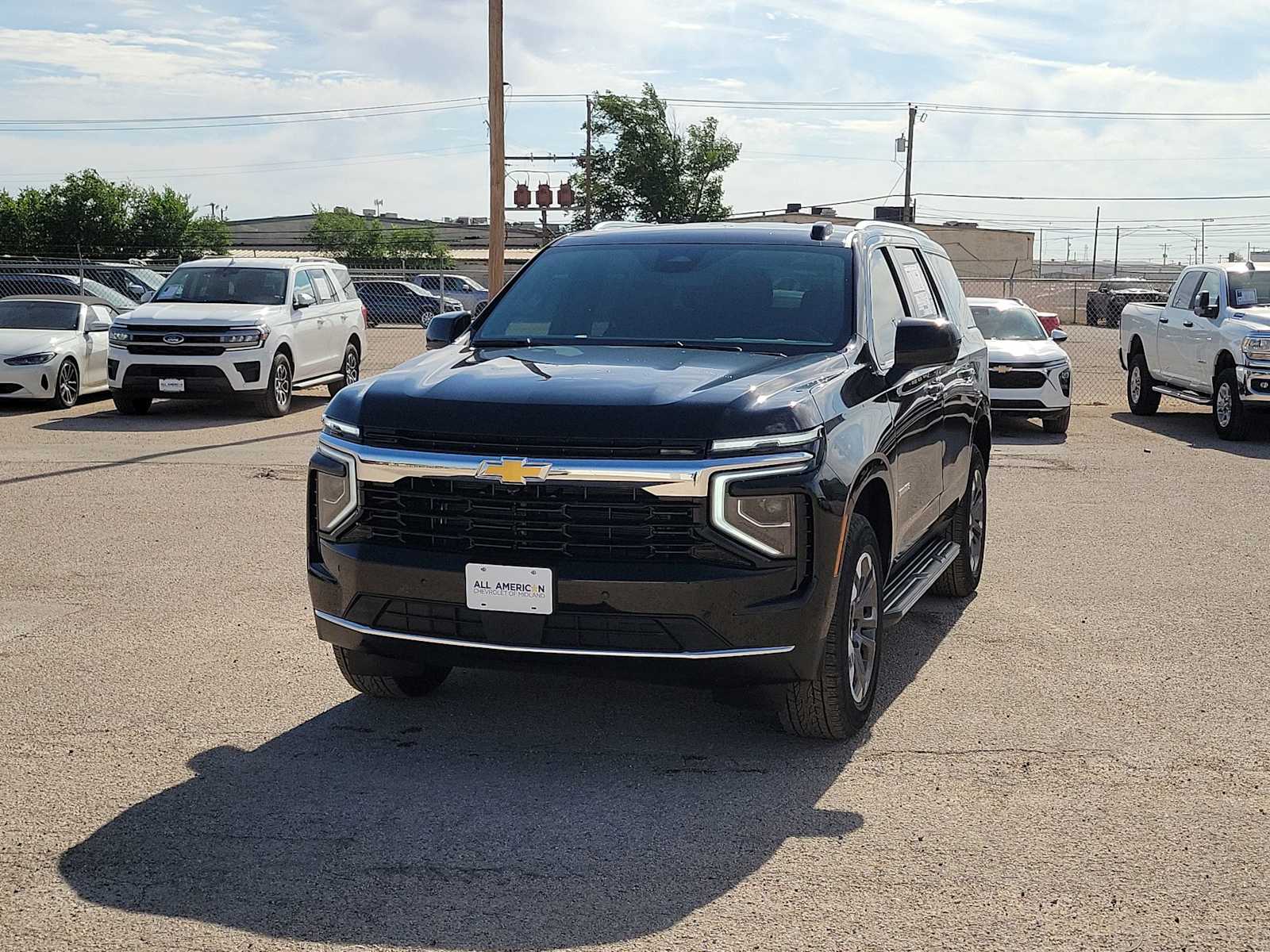 Thumbnail: 2026 Chevrolet Tahoe - 4