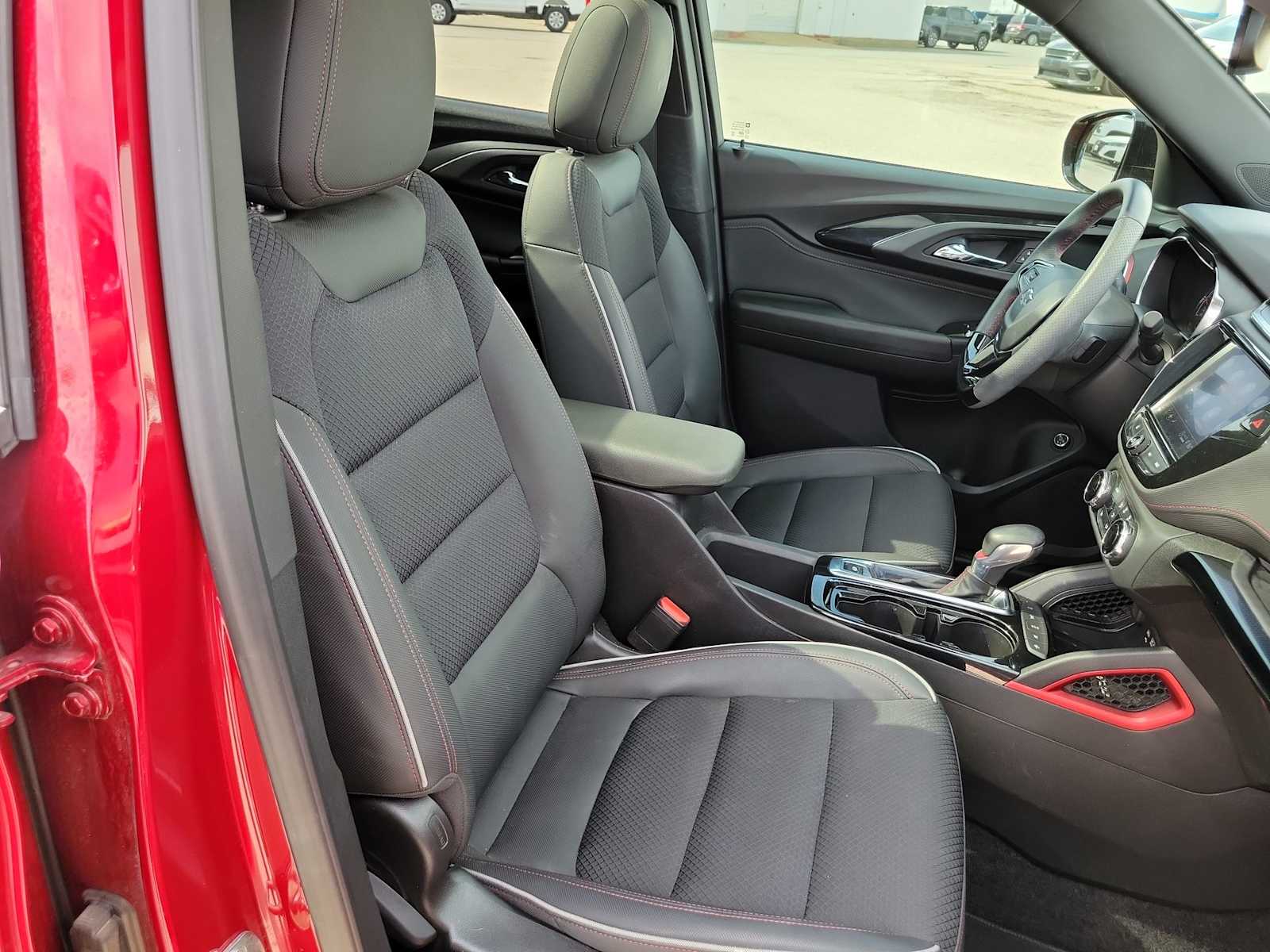 Thumbnail: 2021 Chevrolet TrailBlazer - 18