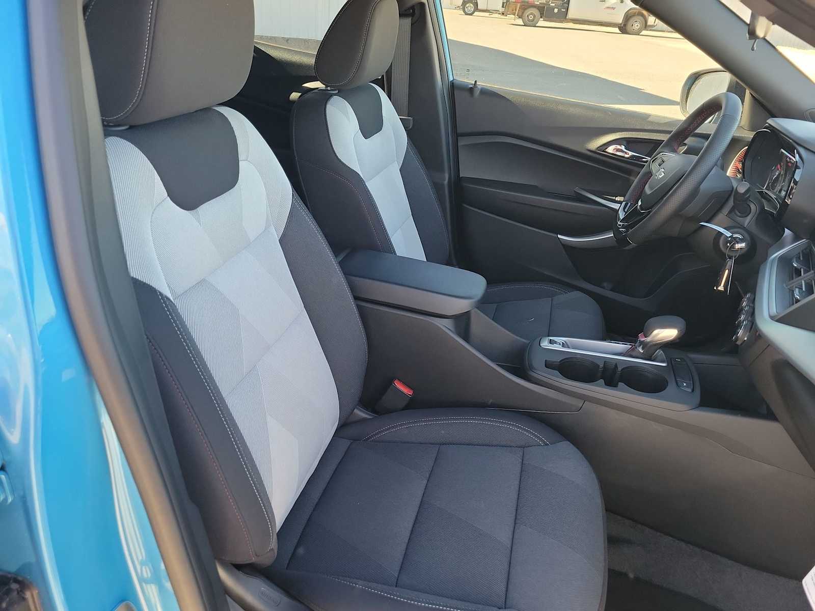 Thumbnail: 2026 Chevrolet Trax - 22