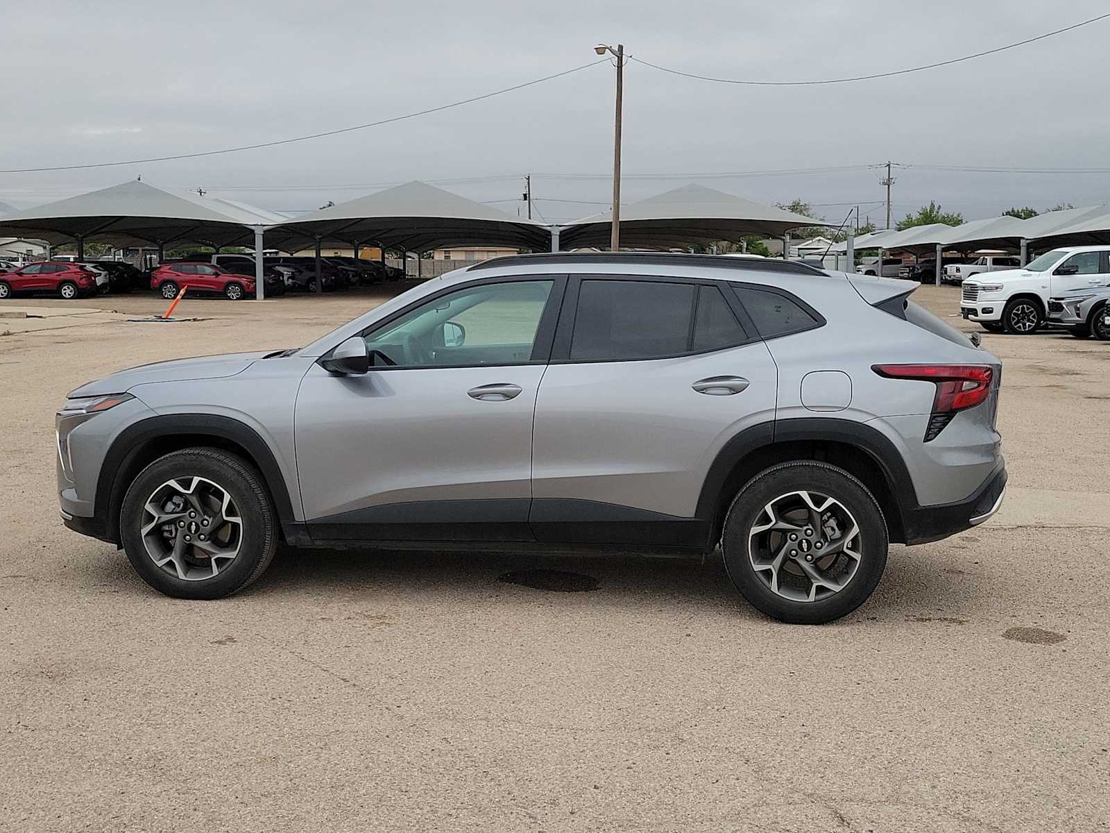 Thumbnail: 2025 Chevrolet Trax - 5