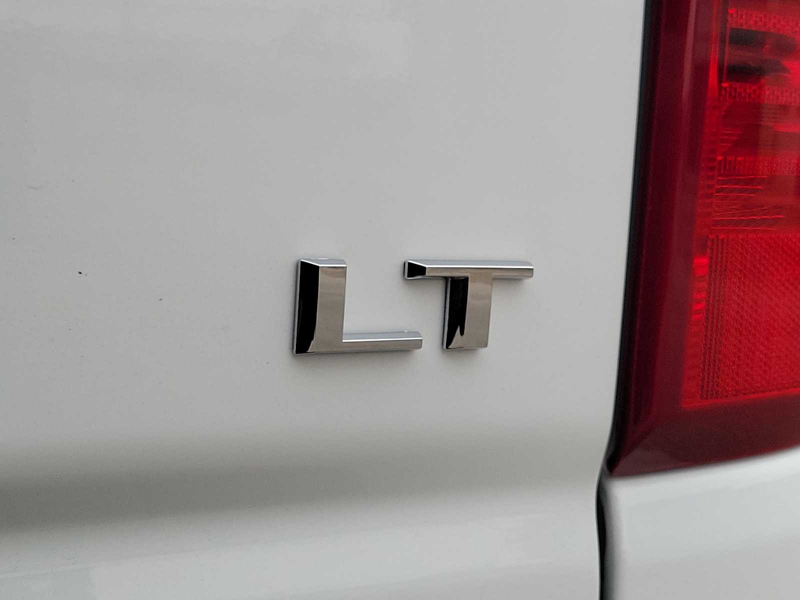 Thumbnail: 2026 Chevrolet Silverado 1500 - 15