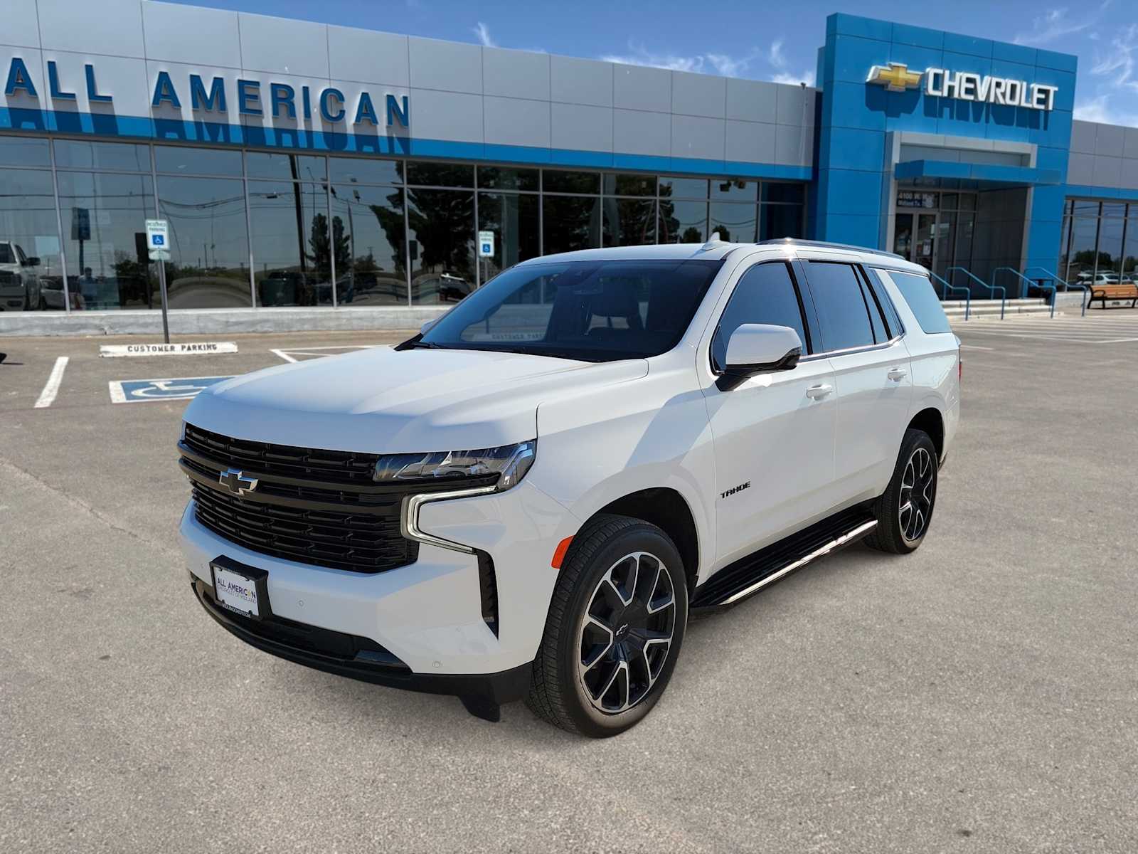 Thumbnail: 2024 Chevrolet Tahoe - 1