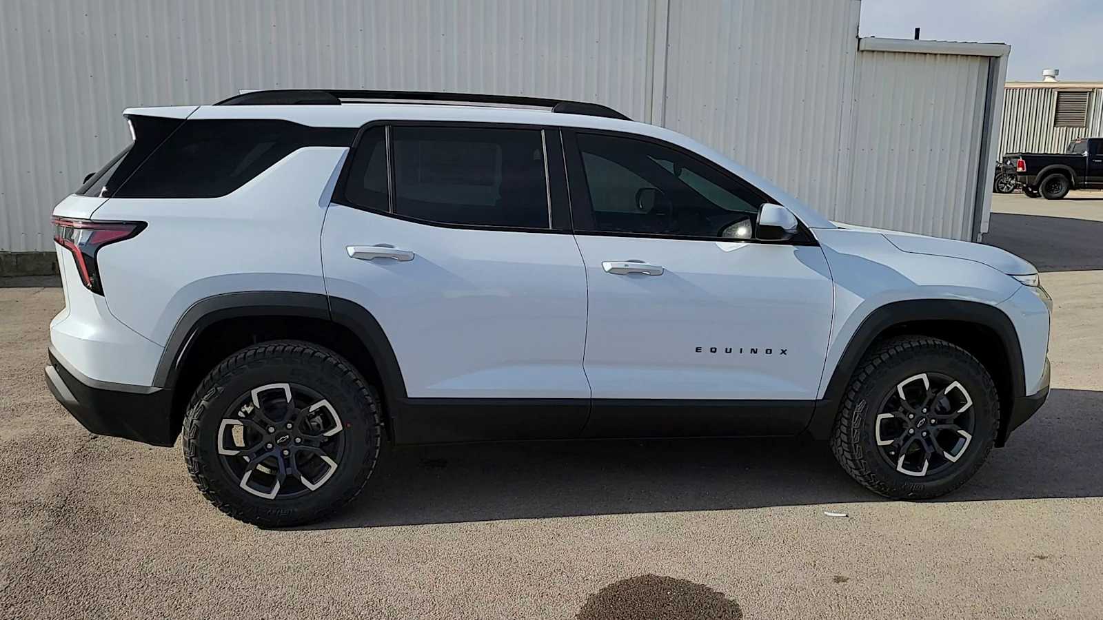 Thumbnail: 2026 Chevrolet Equinox - 9