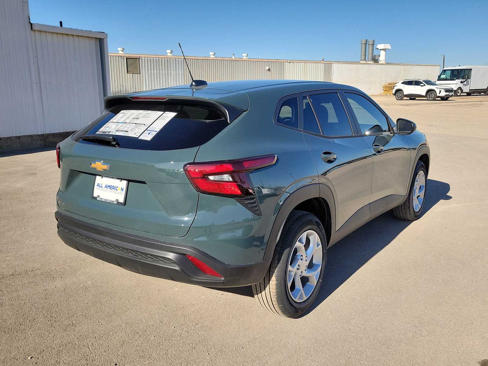 Thumbnail: 2026 Chevrolet Trax - 8