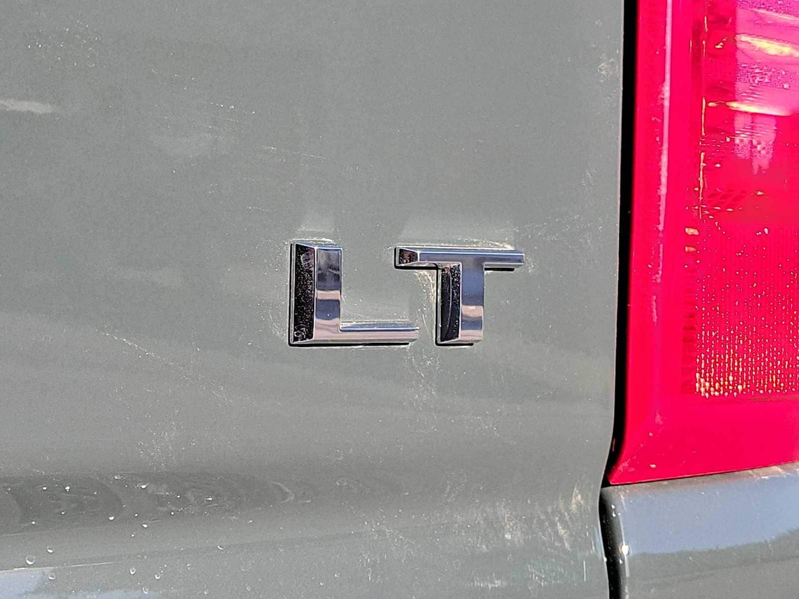 Thumbnail: 2026 Chevrolet Silverado 1500 - 15