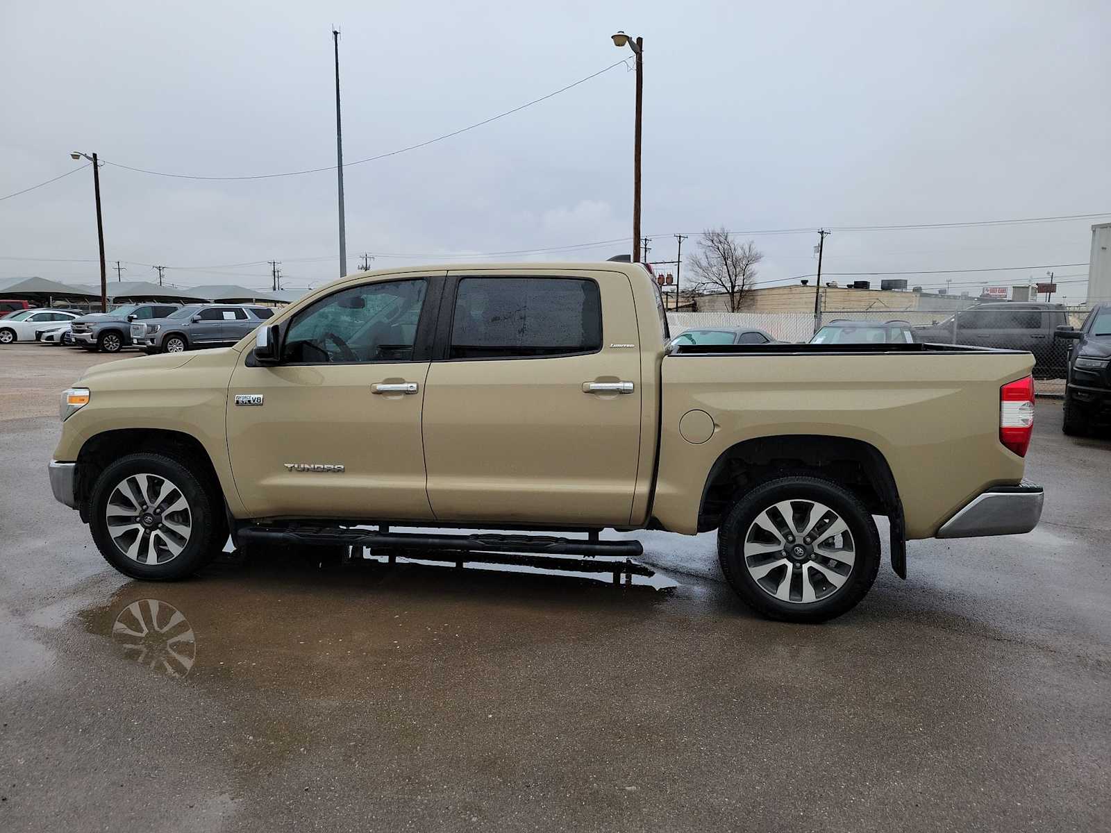 Thumbnail: 2020 Toyota Tundra - 11