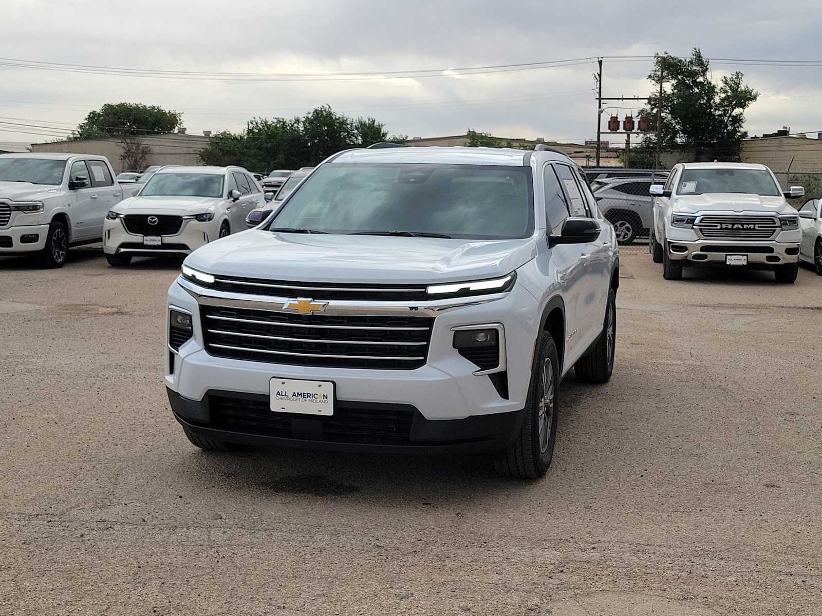 Thumbnail: 2026 Chevrolet Traverse - 4