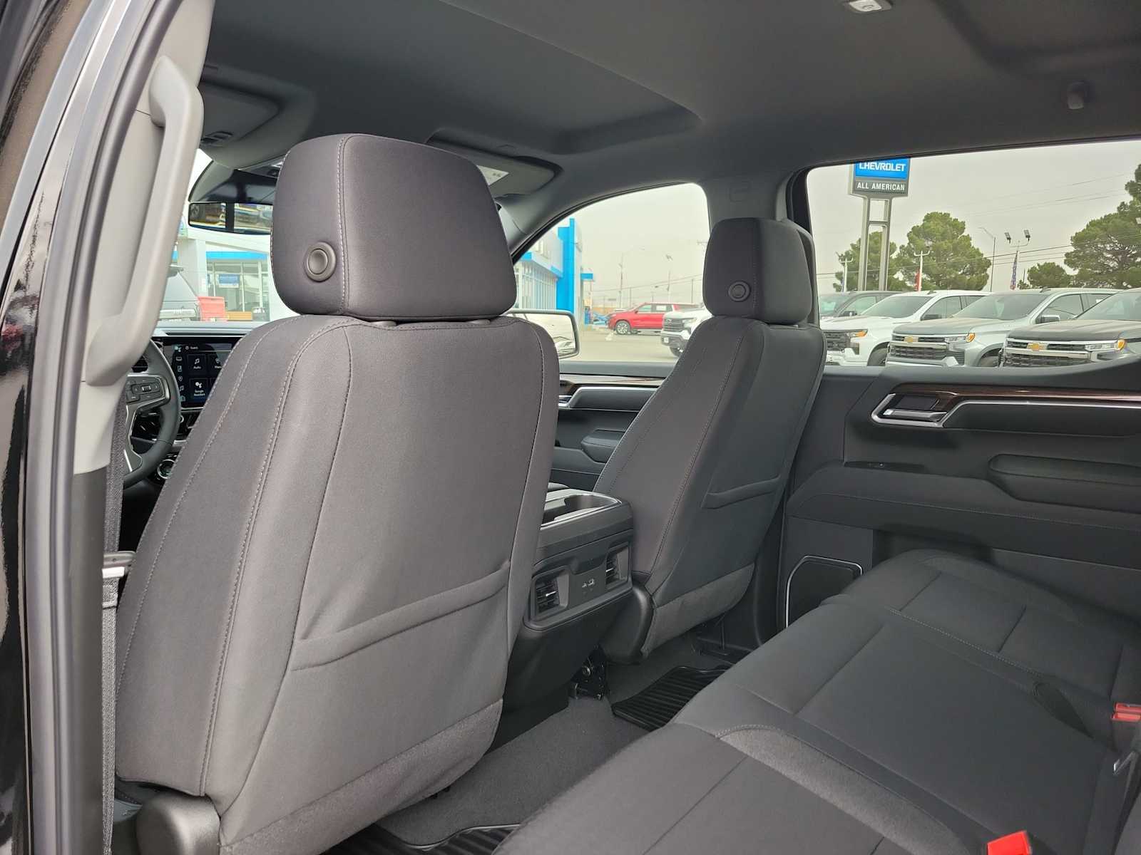 Thumbnail: 2025 Chevrolet Silverado 1500 - 20