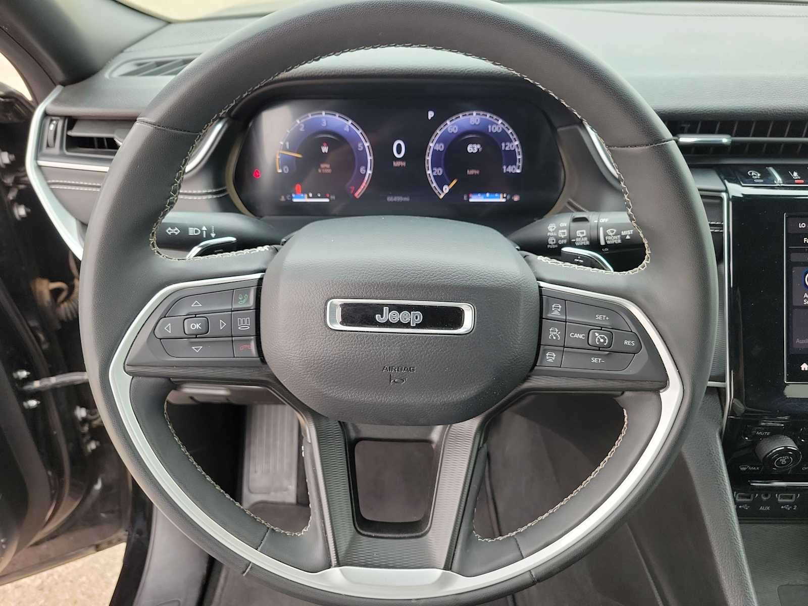 Thumbnail: 2024 Jeep Grand Cherokee - 19