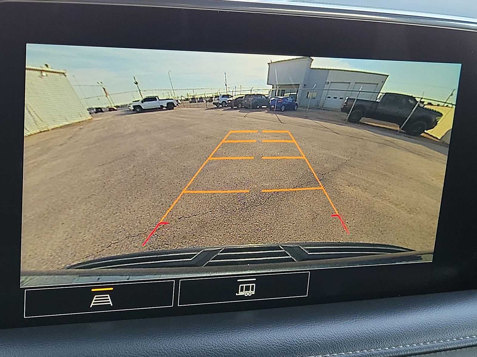 Thumbnail: 2021 Chevrolet Tahoe - 24