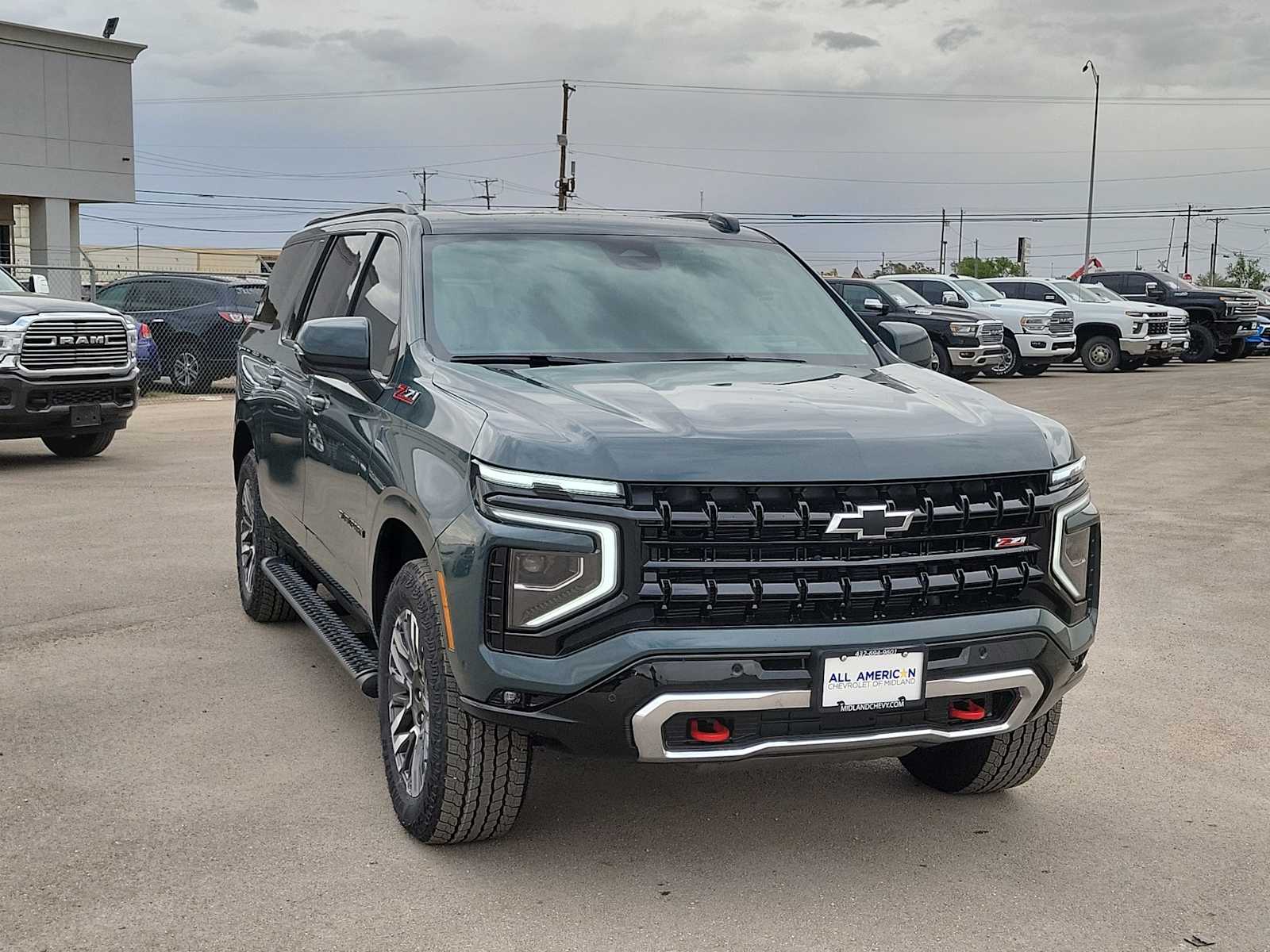 Thumbnail: 2026 Chevrolet Suburban - 2