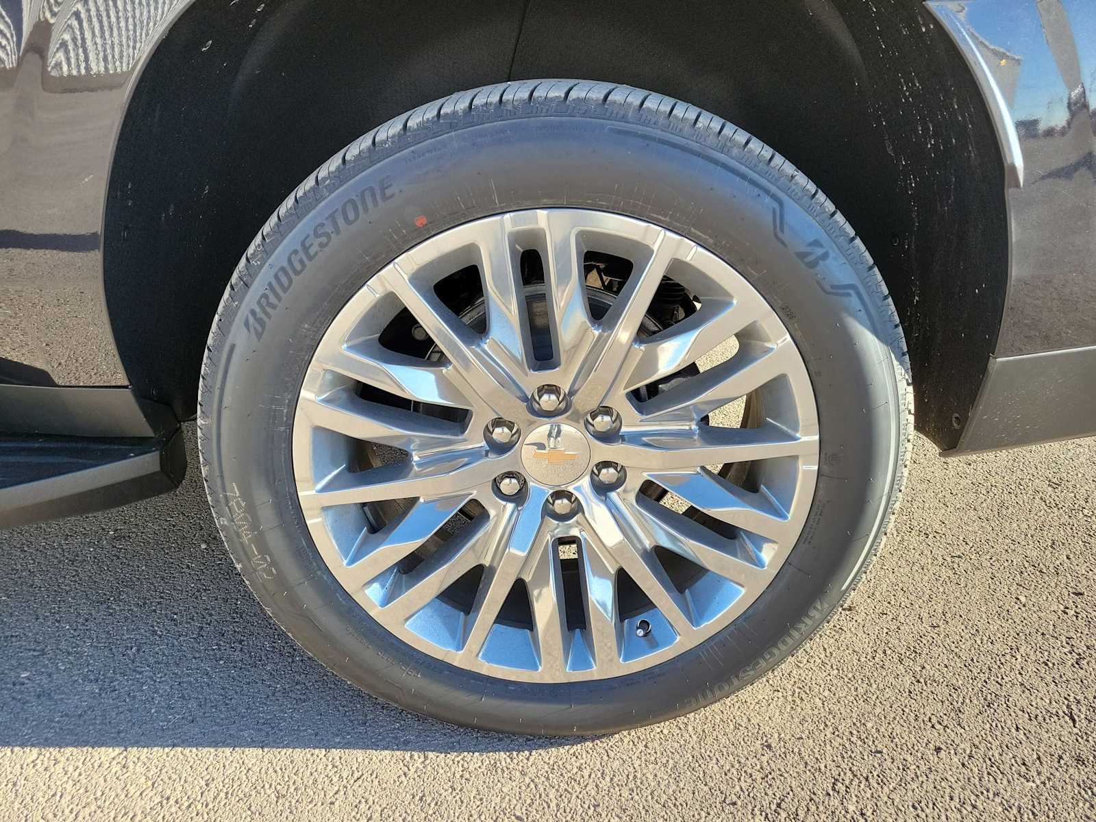 Thumbnail: 2025 Chevrolet Suburban - 16