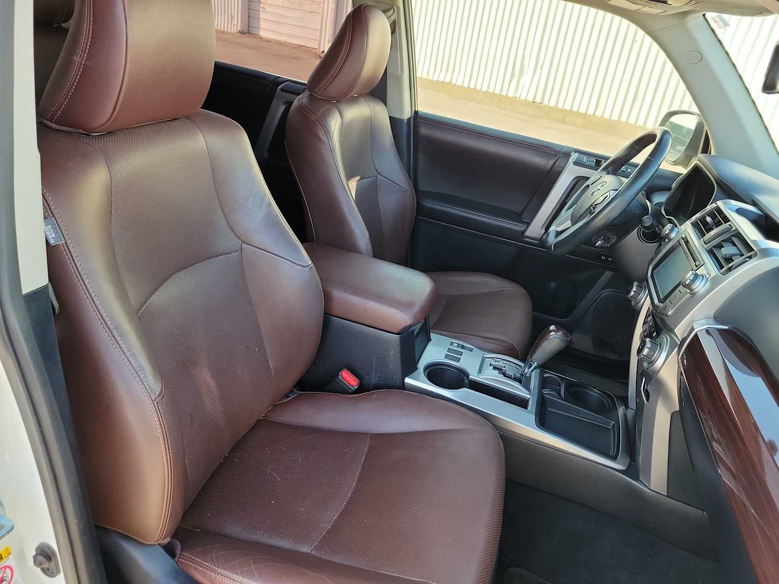 Thumbnail: 2015 Toyota 4Runner - 18