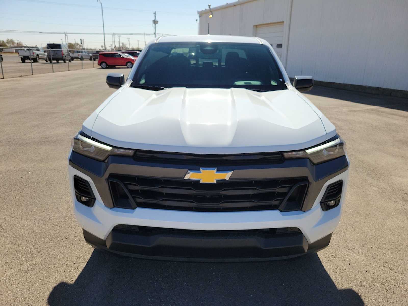 Thumbnail: 2026 Chevrolet Colorado - 14