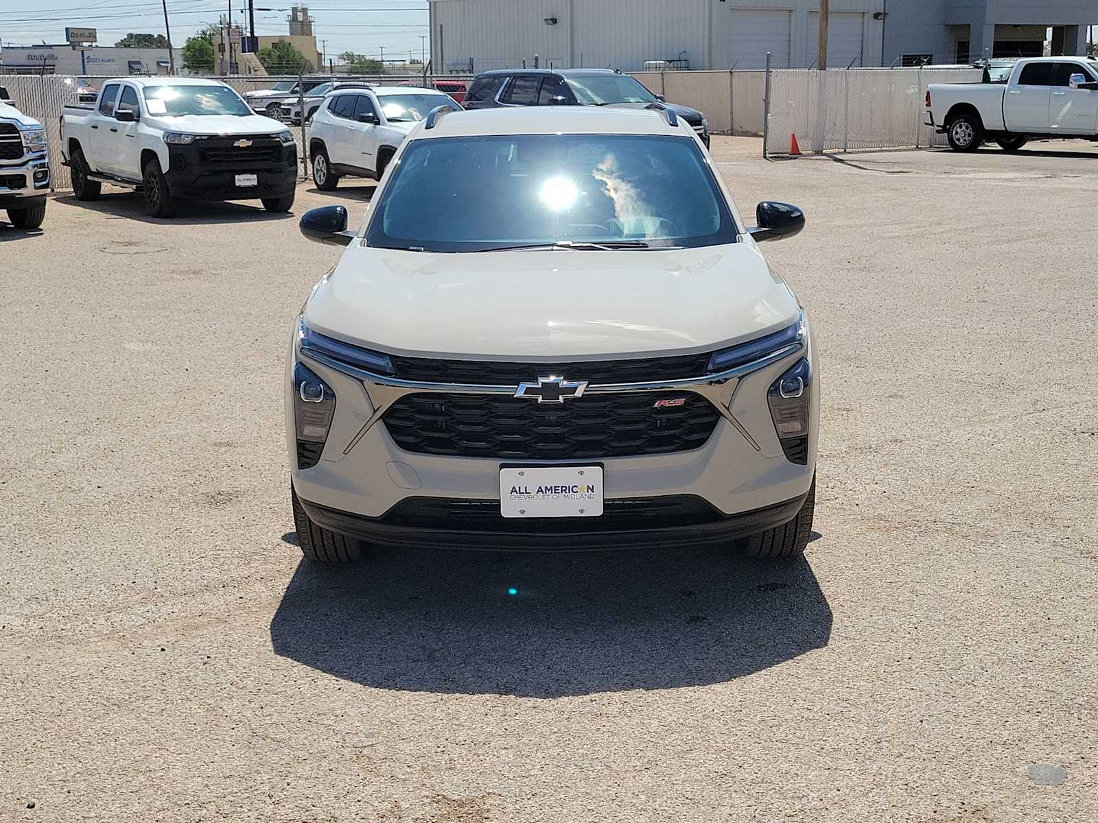 Thumbnail: 2026 Chevrolet Trax - 3