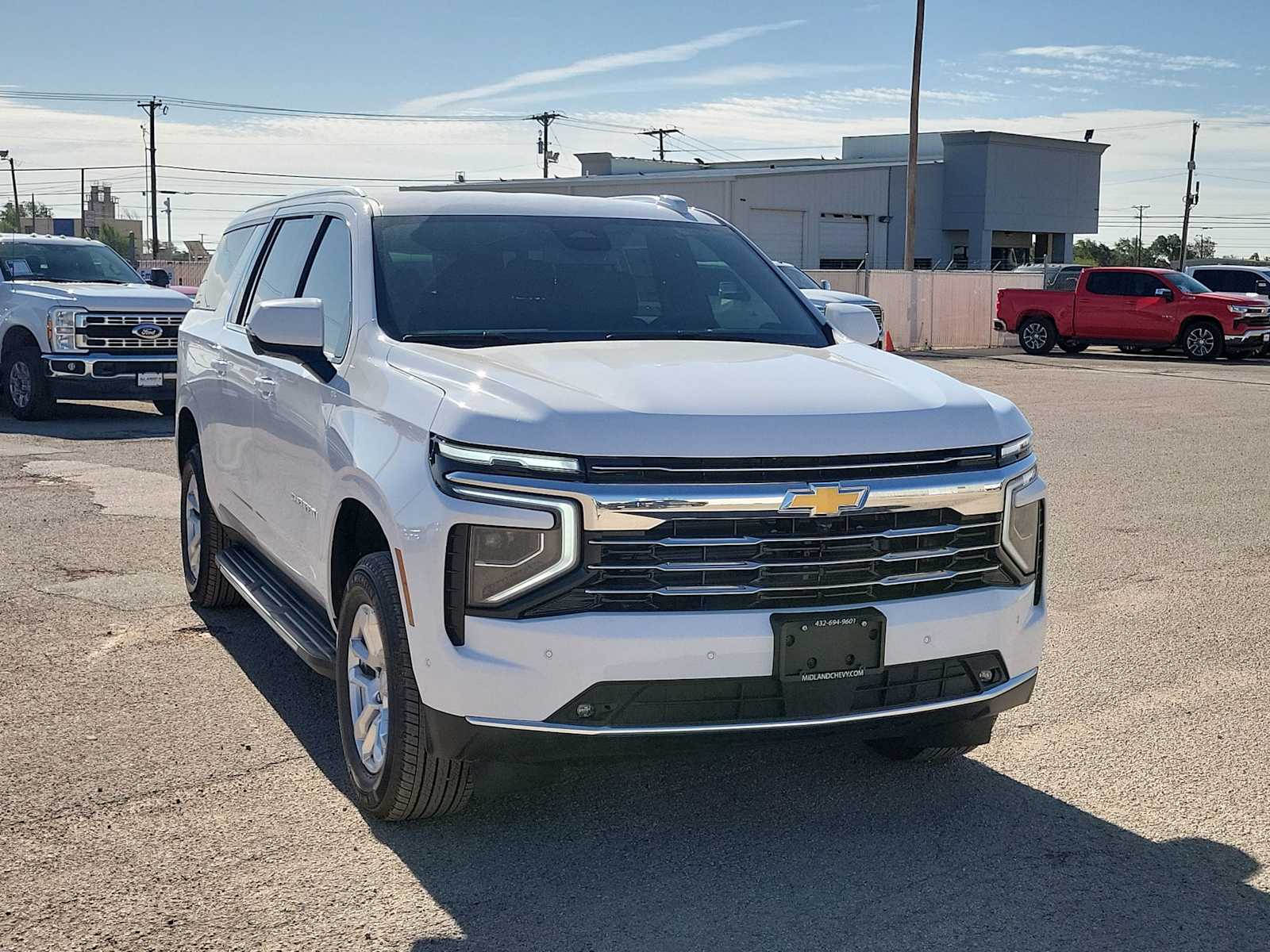Thumbnail: 2026 Chevrolet Suburban - 2
