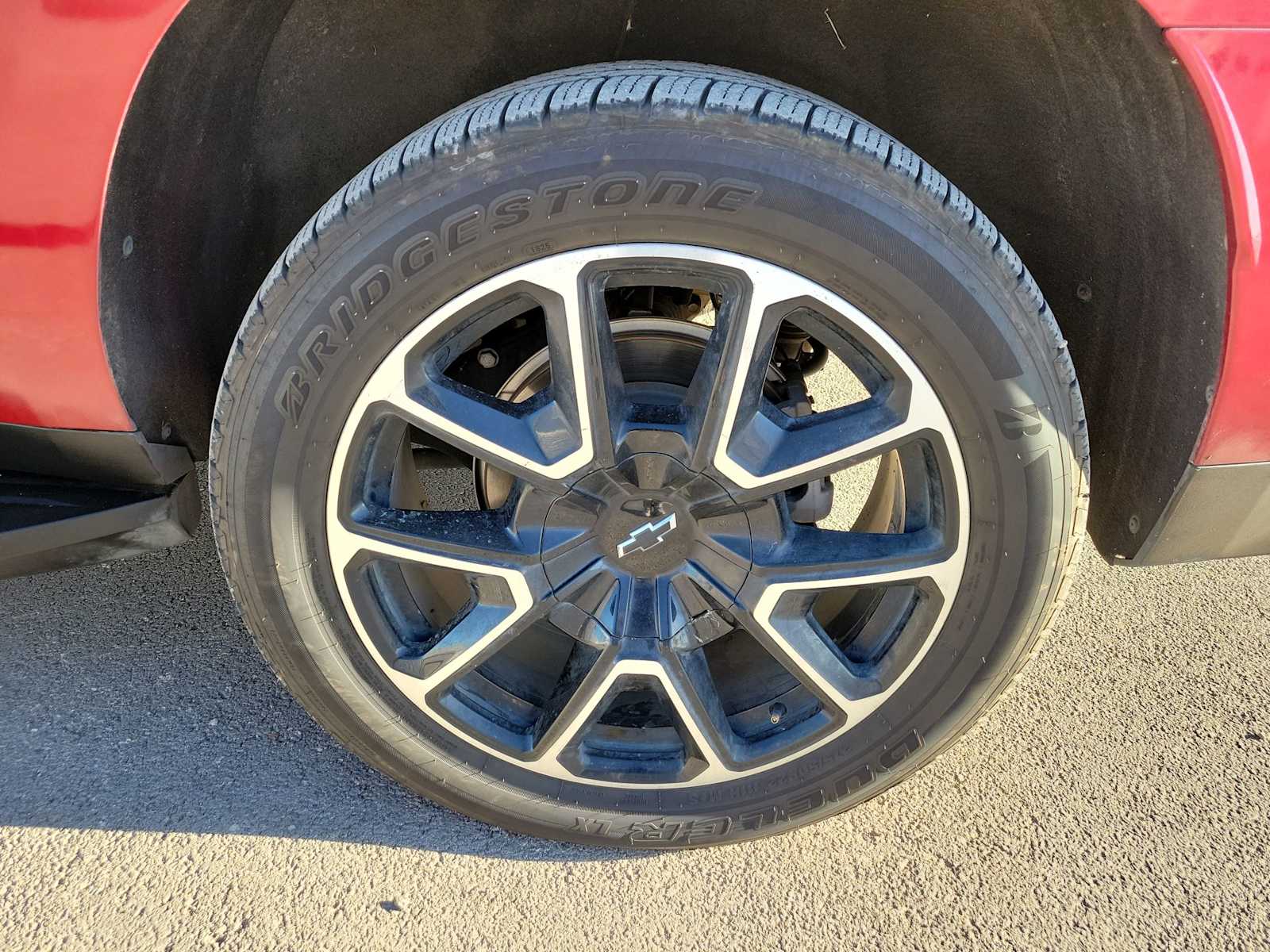 Thumbnail: 2022 Chevrolet Suburban - 16