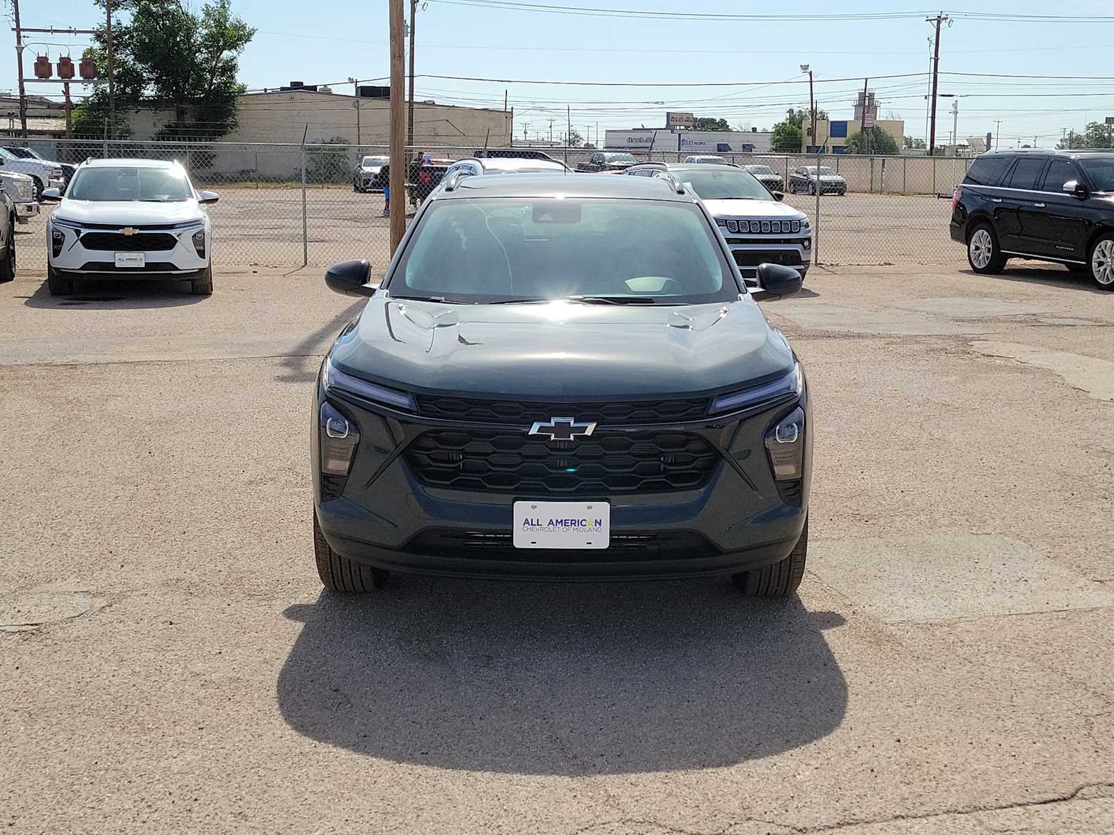 Thumbnail: 2026 Chevrolet Trax - 3