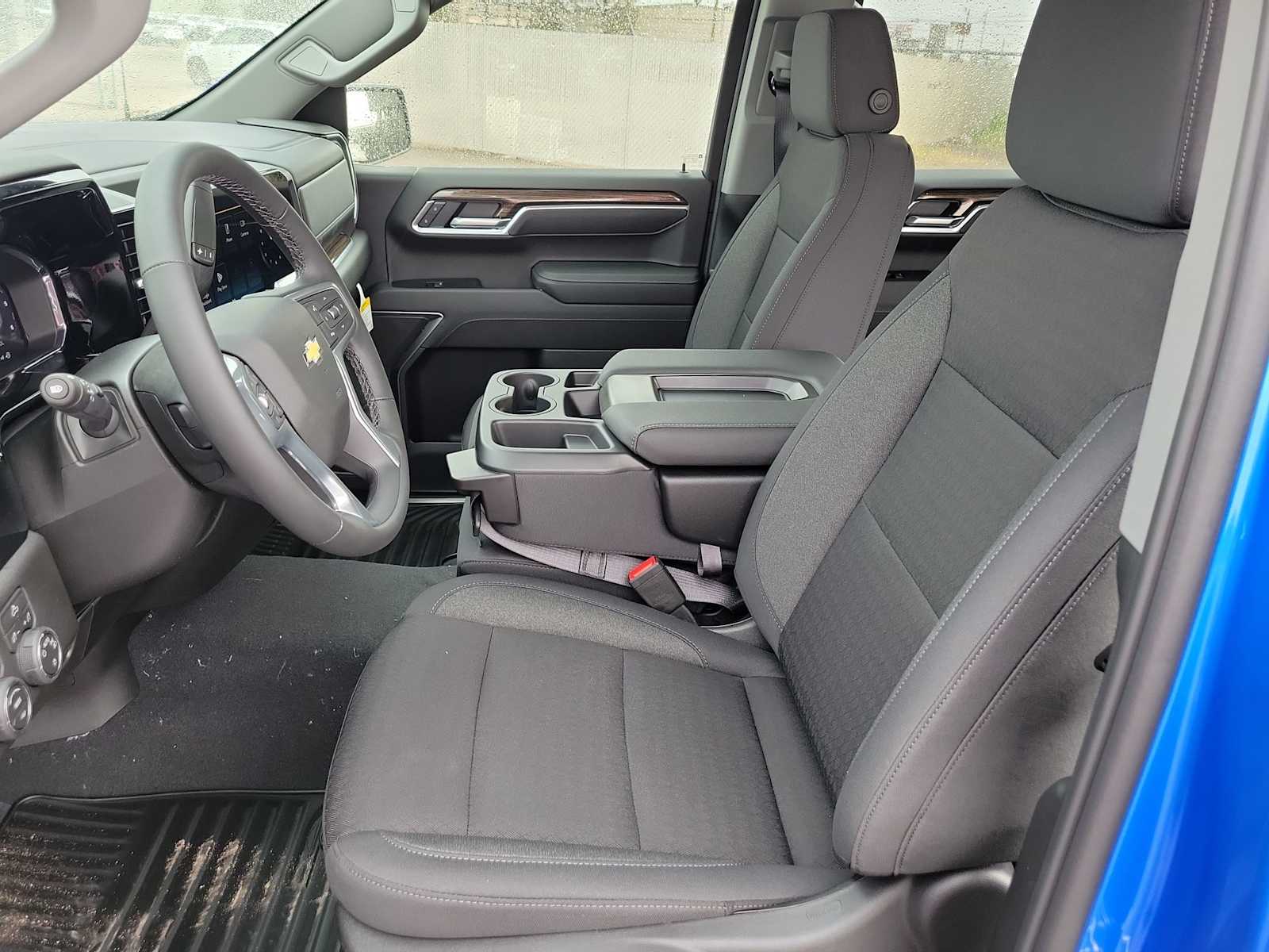 Thumbnail: 2026 Chevrolet Silverado 1500 - 19