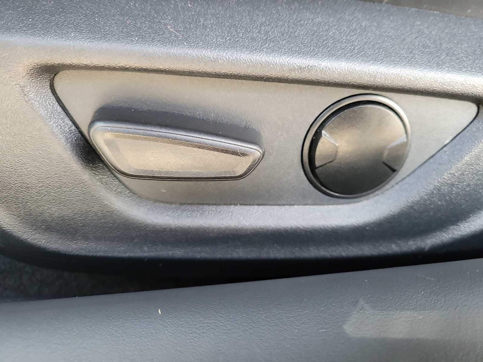 Thumbnail: 2025 Ford Mustang - 20