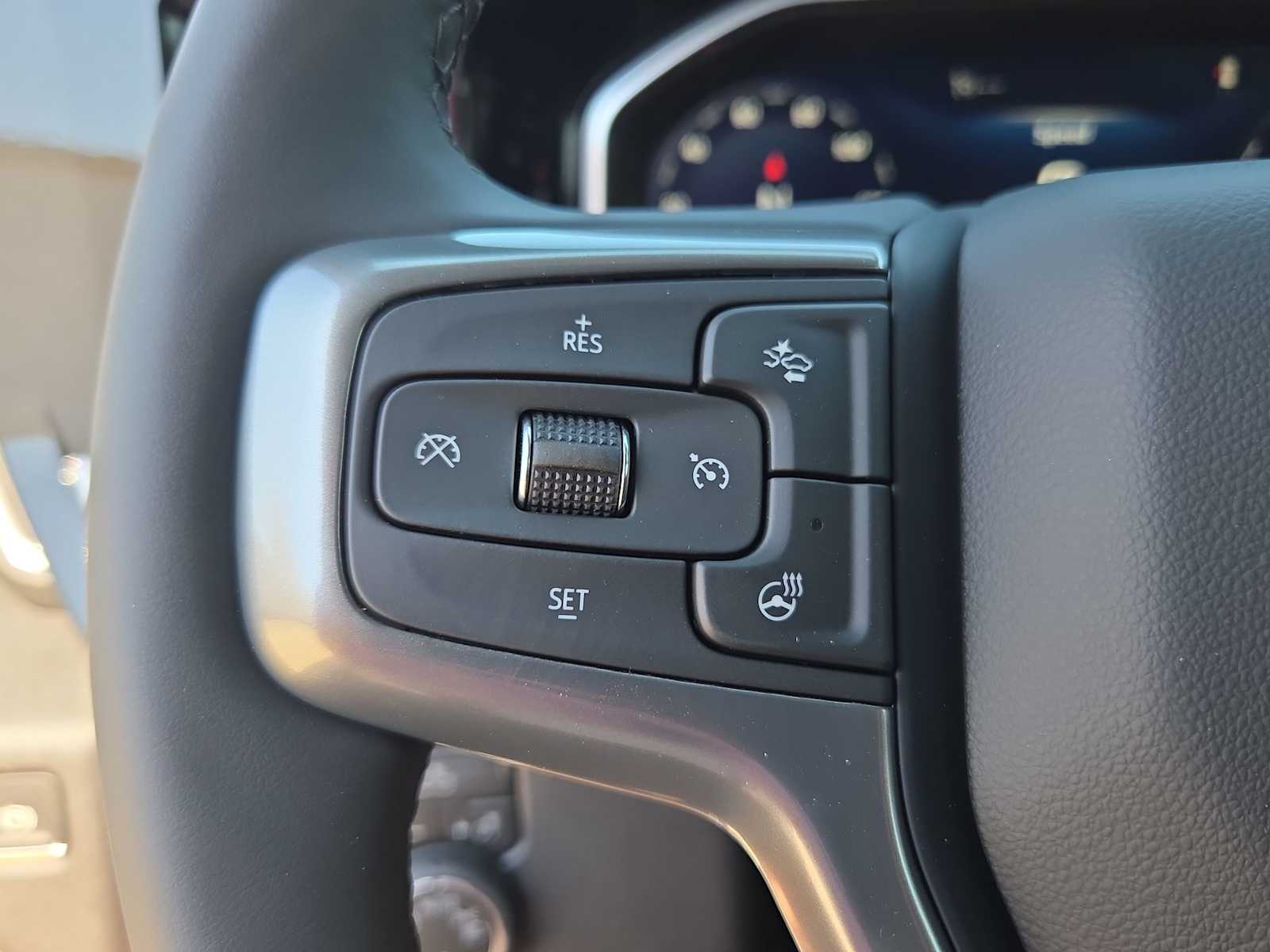 Thumbnail: 2026 Chevrolet Silverado 1500 - 27