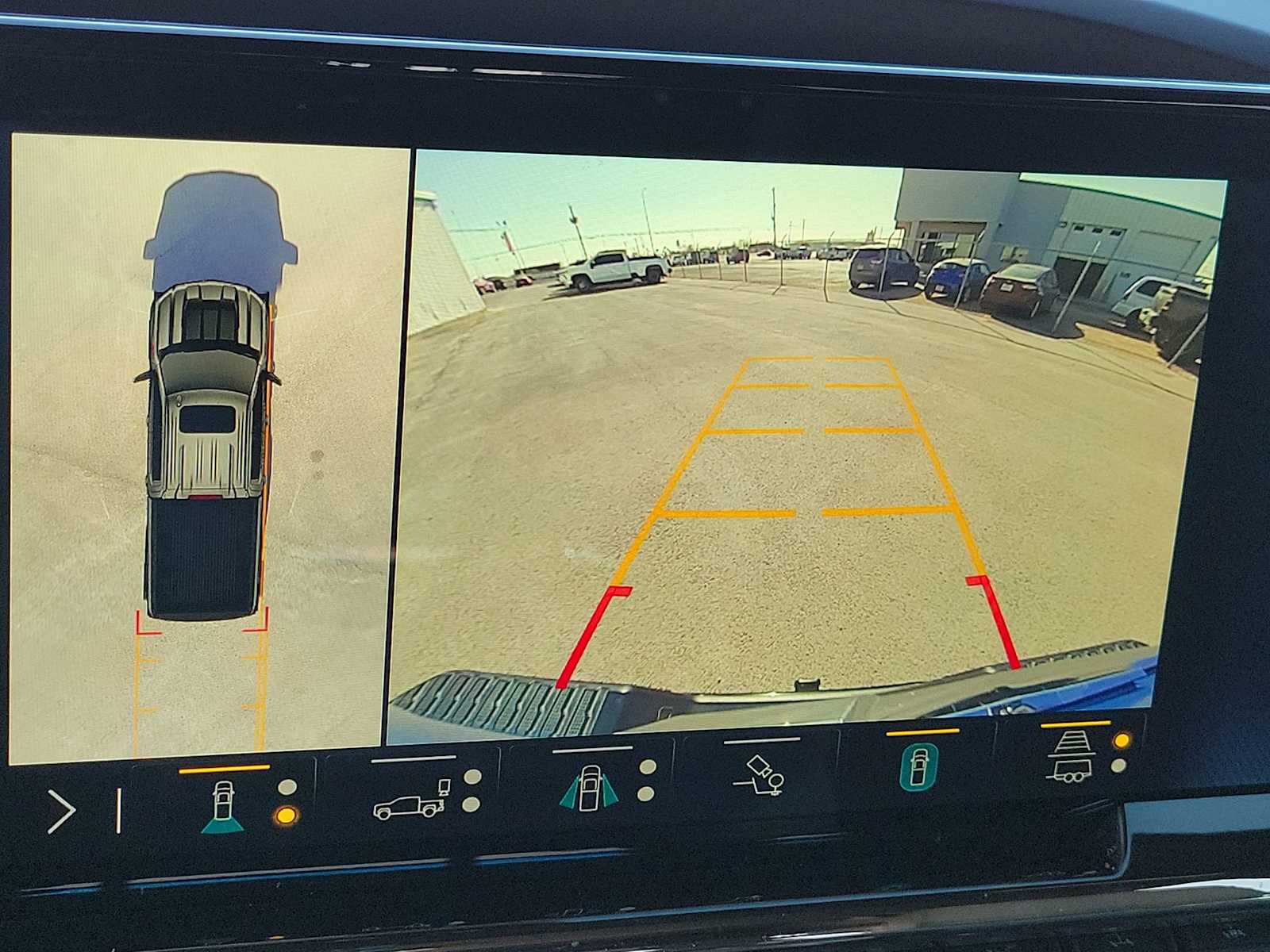 Thumbnail: 2023 Chevrolet Silverado 1500 - 24