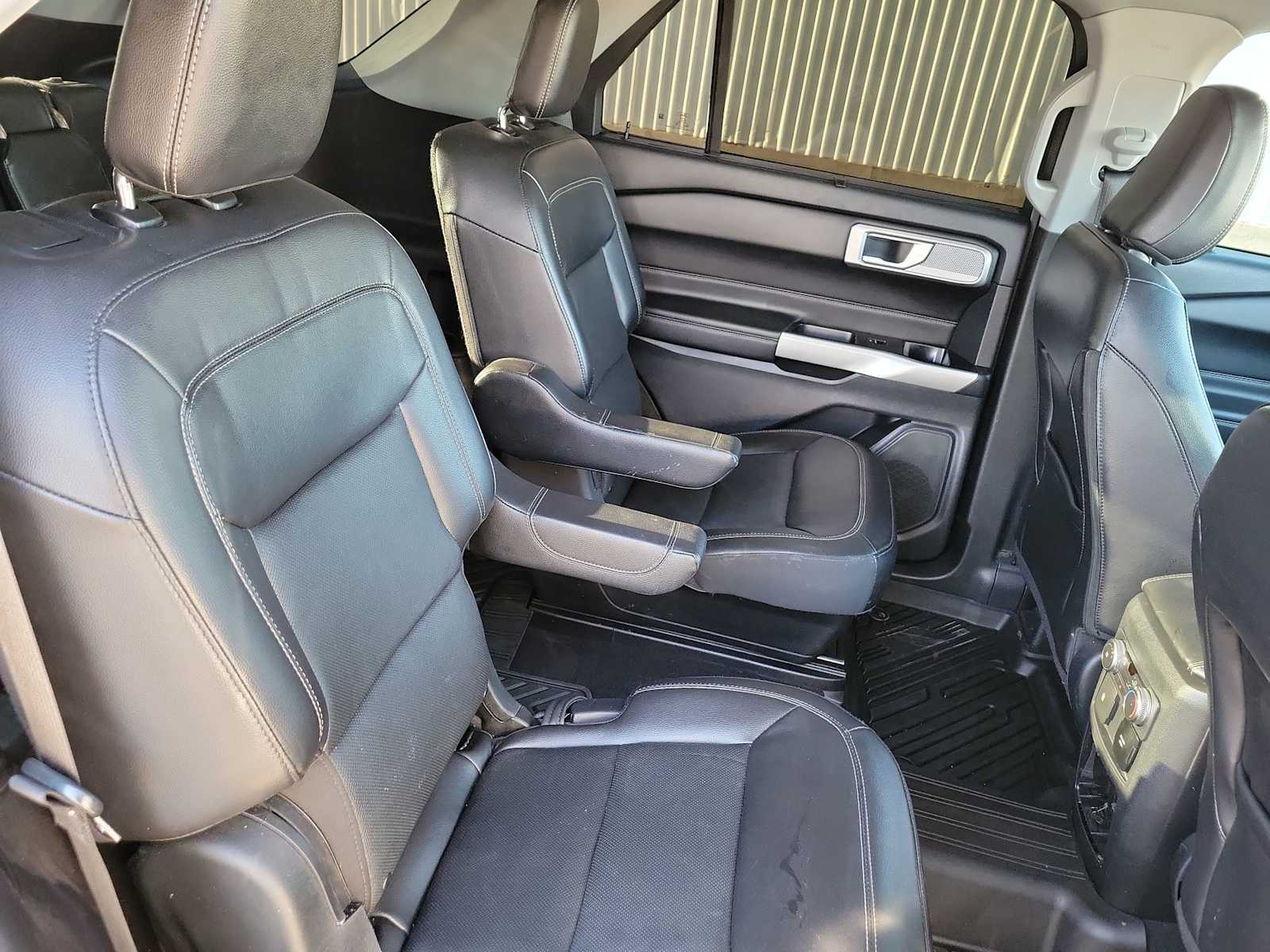 Thumbnail: 2022 Ford Explorer - 21