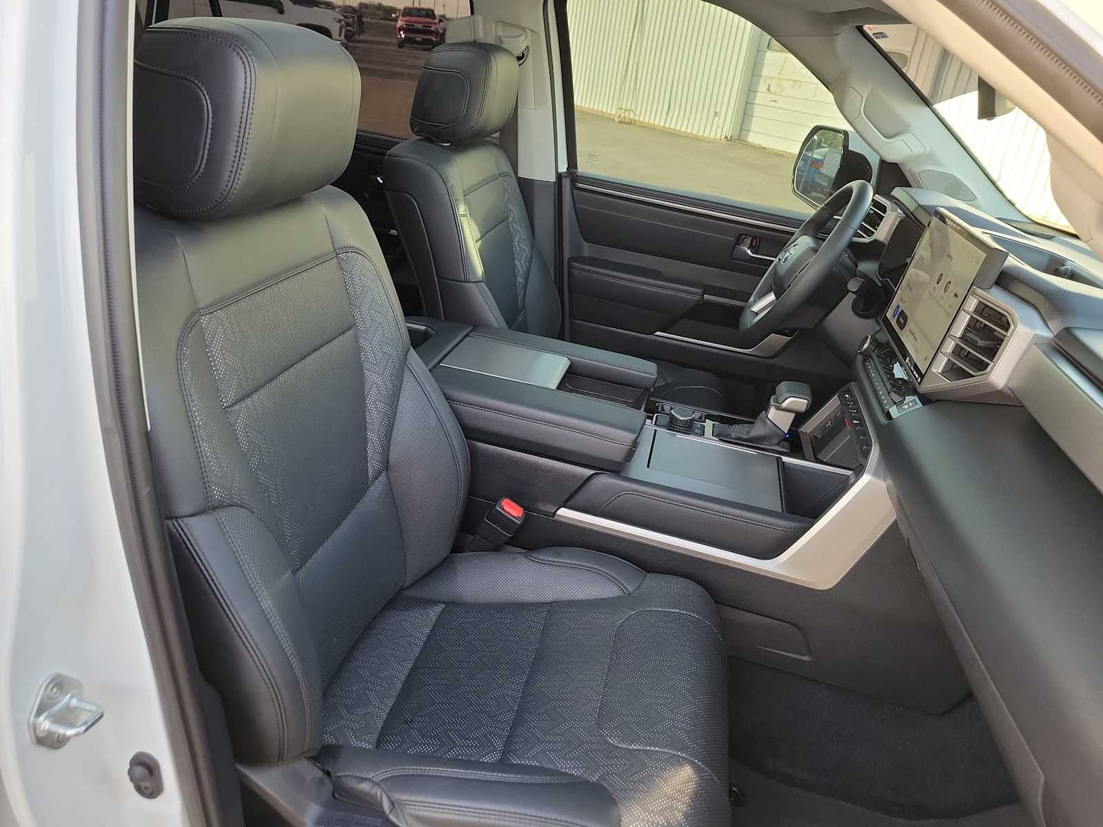 Thumbnail: 2024 Toyota Sequoia - 18